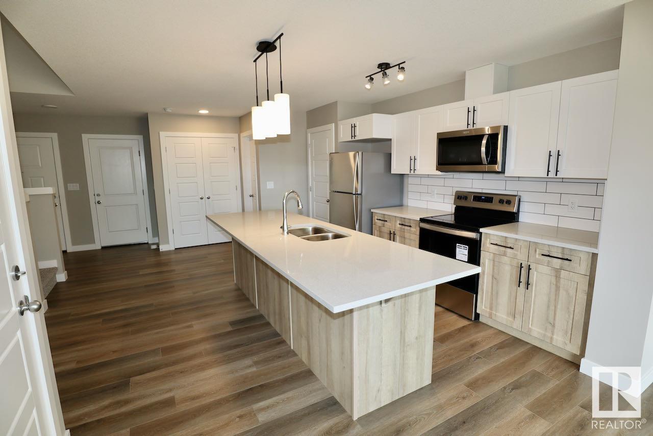      #UPPER 9357 PEAR LINK LI SW , Edmonton,  ,T6X 2V9 ;  Listing Number: MLS E4415569