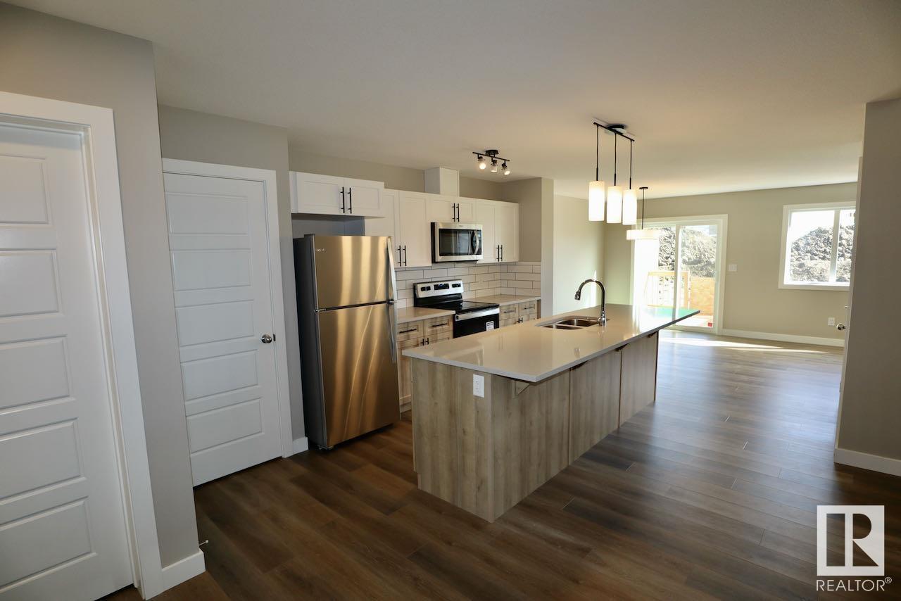      #UPPER 9357 PEAR LINK LI SW , Edmonton,  ,T6X 2V9 ;  Listing Number: MLS E4415569