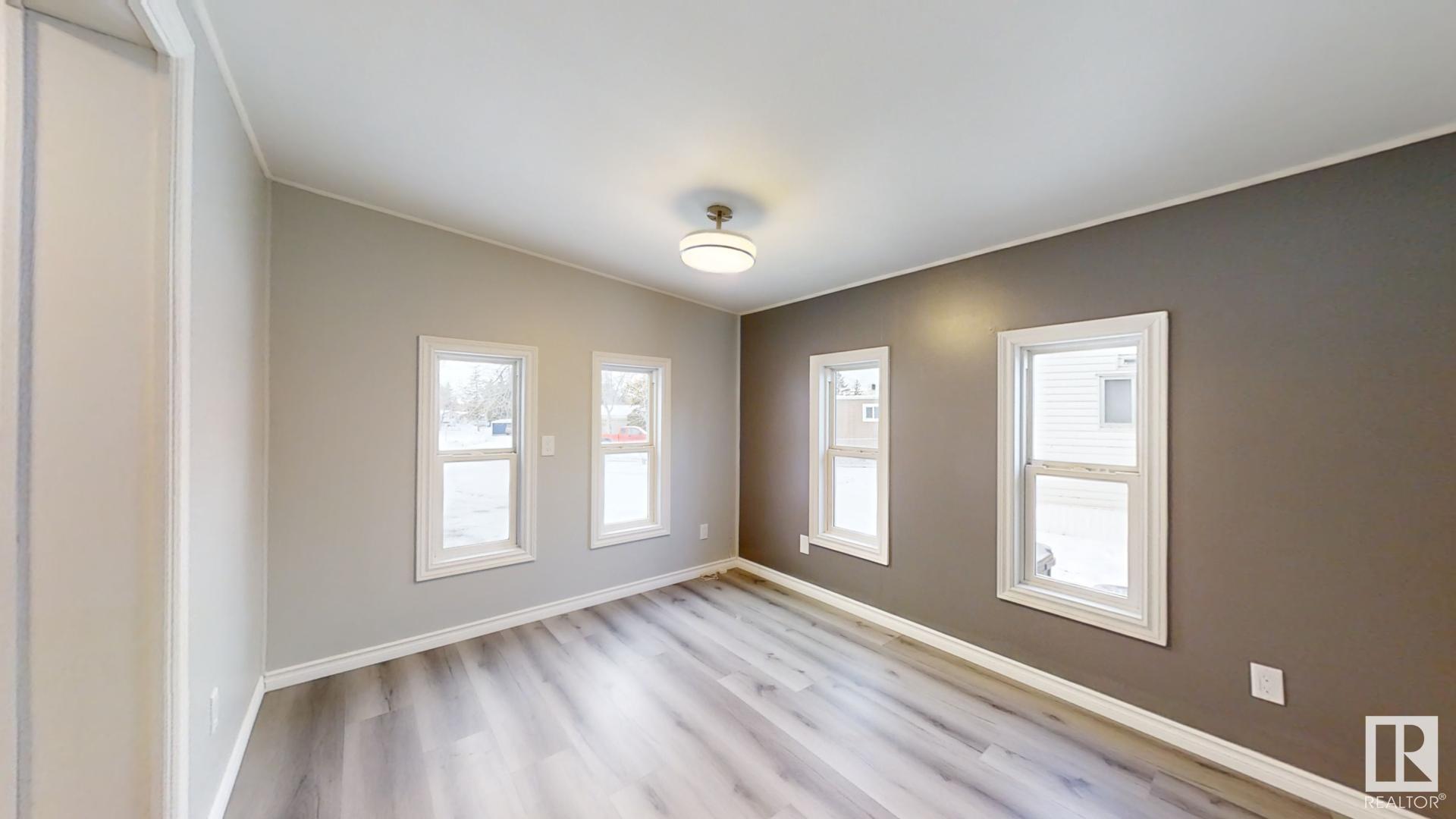      19 Quarry CR NW , Edmonton,  ,T6P 1B8 ;  Listing Number: MLS E4415577