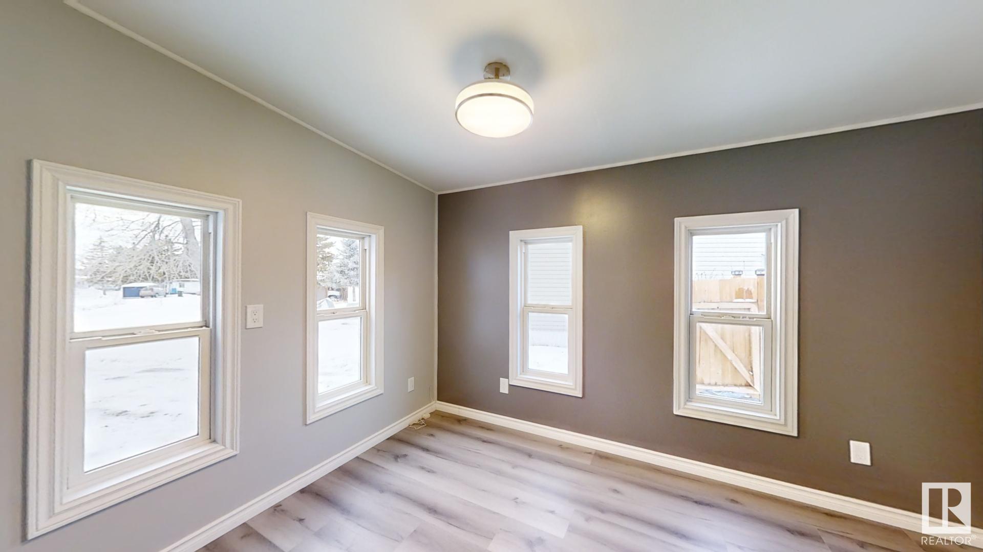      19 Quarry CR NW , Edmonton,  ,T6P 1B8 ;  Listing Number: MLS E4415577