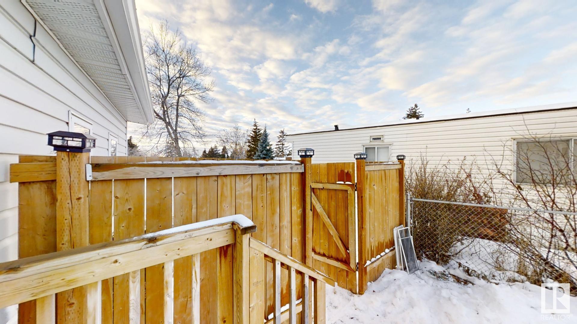      19 Quarry CR NW , Edmonton,  ,T6P 1B8 ;  Listing Number: MLS E4415577