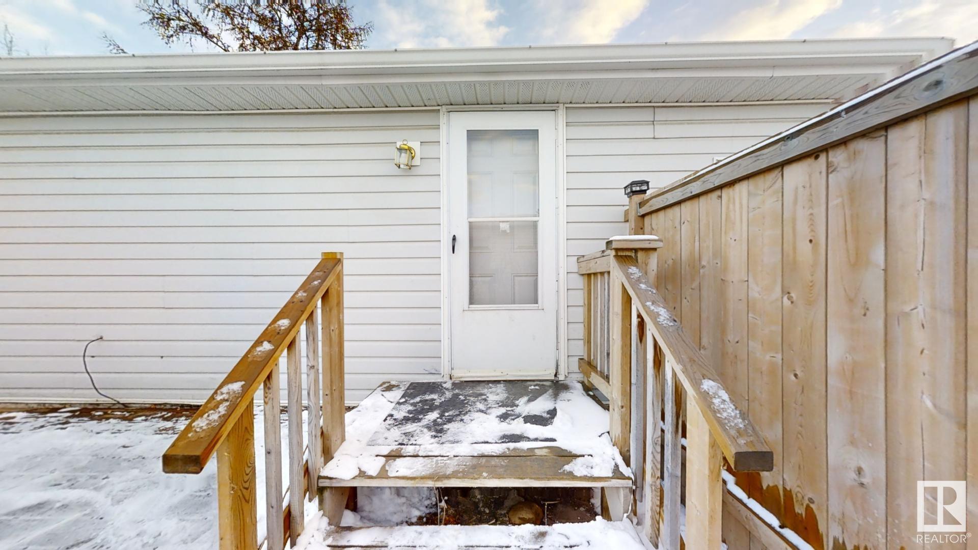      19 Quarry CR NW , Edmonton,  ,T6P 1B8 ;  Listing Number: MLS E4415577