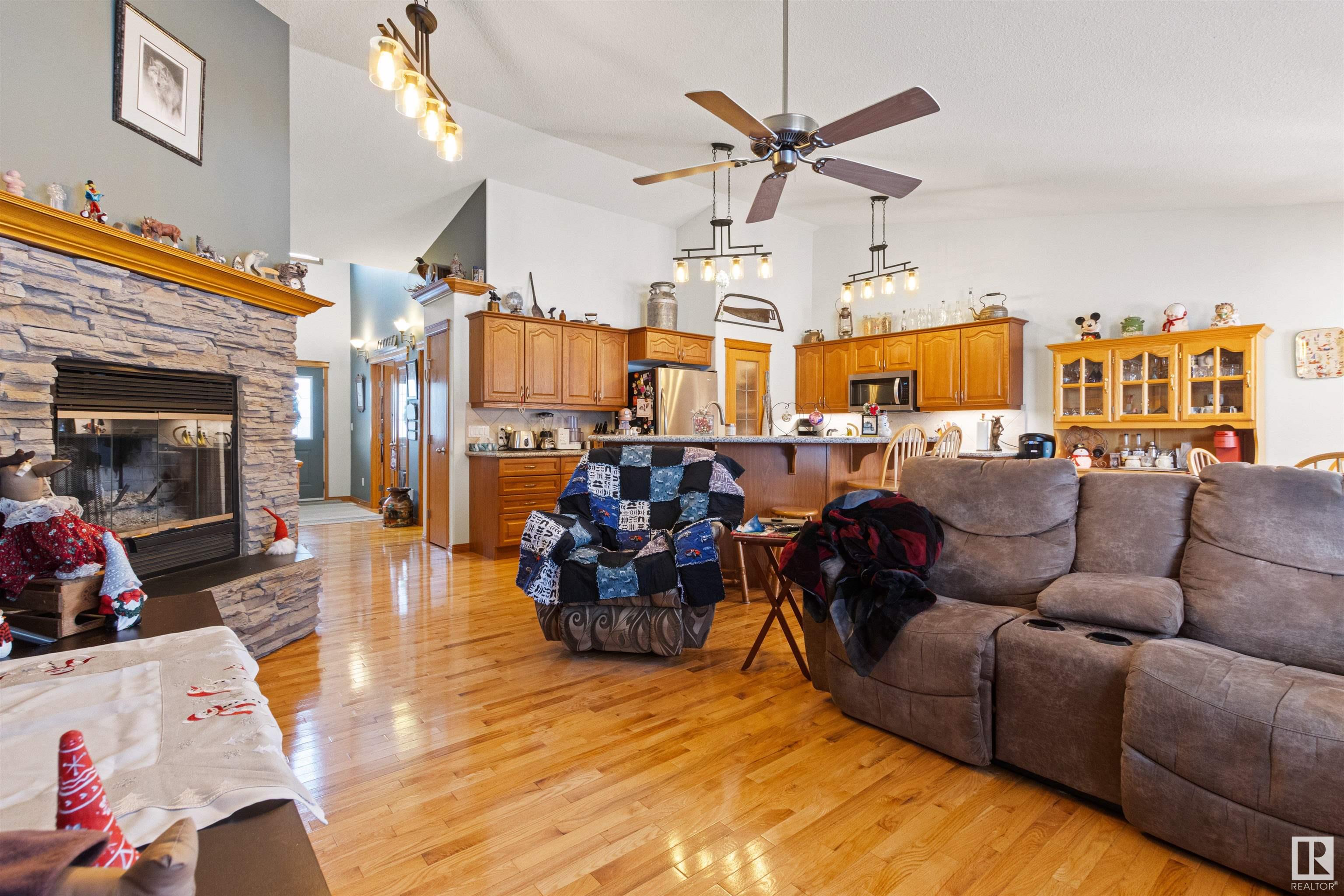      #1 53526 RGE ROAD 273 , Rural Parkland County,  ,T7X 3R9 ;  Listing Number: MLS E4415582