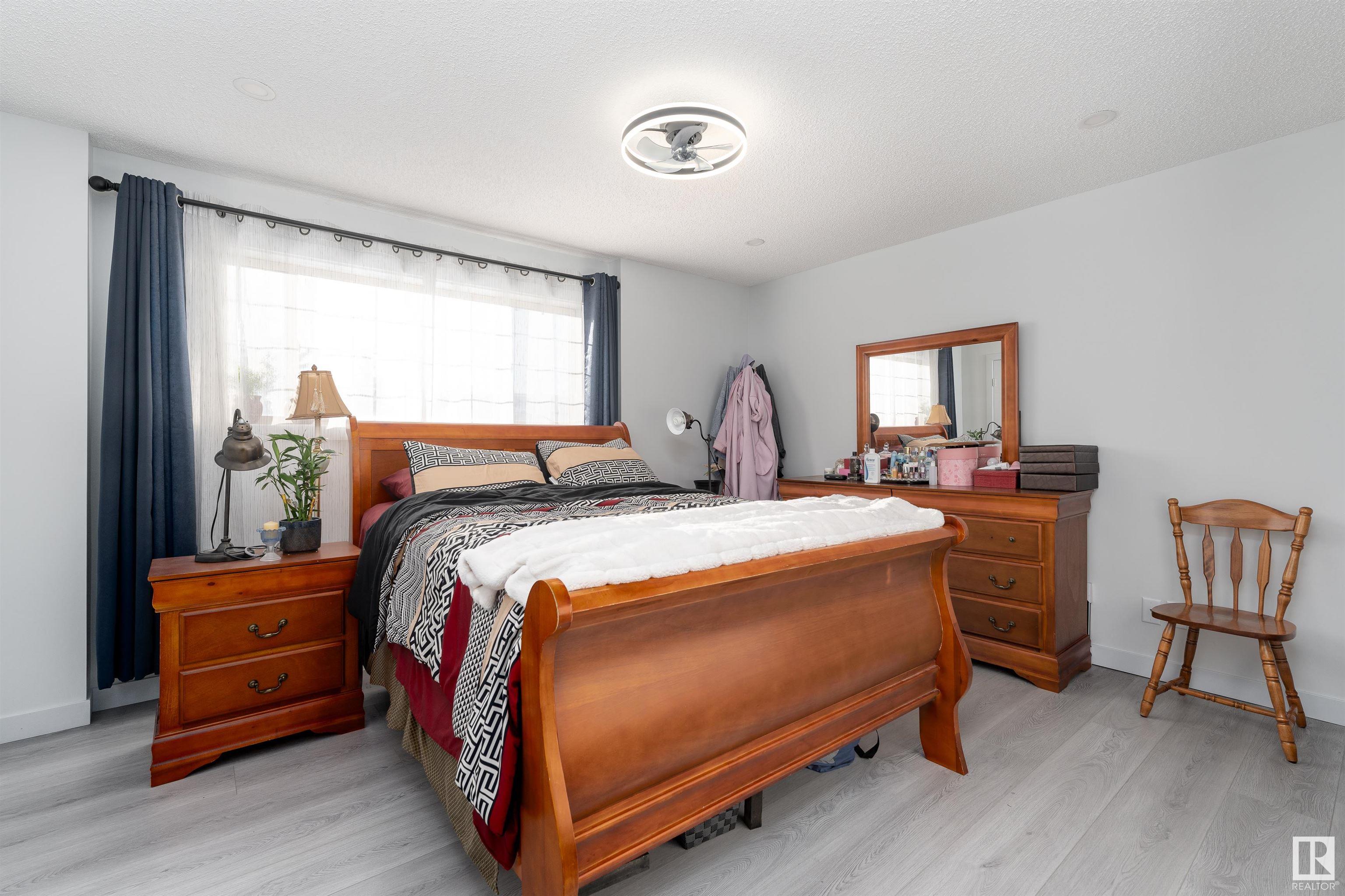      8776 189 ST NW , Edmonton,  ,T5T 6C4 ;  Listing Number: MLS E4415584