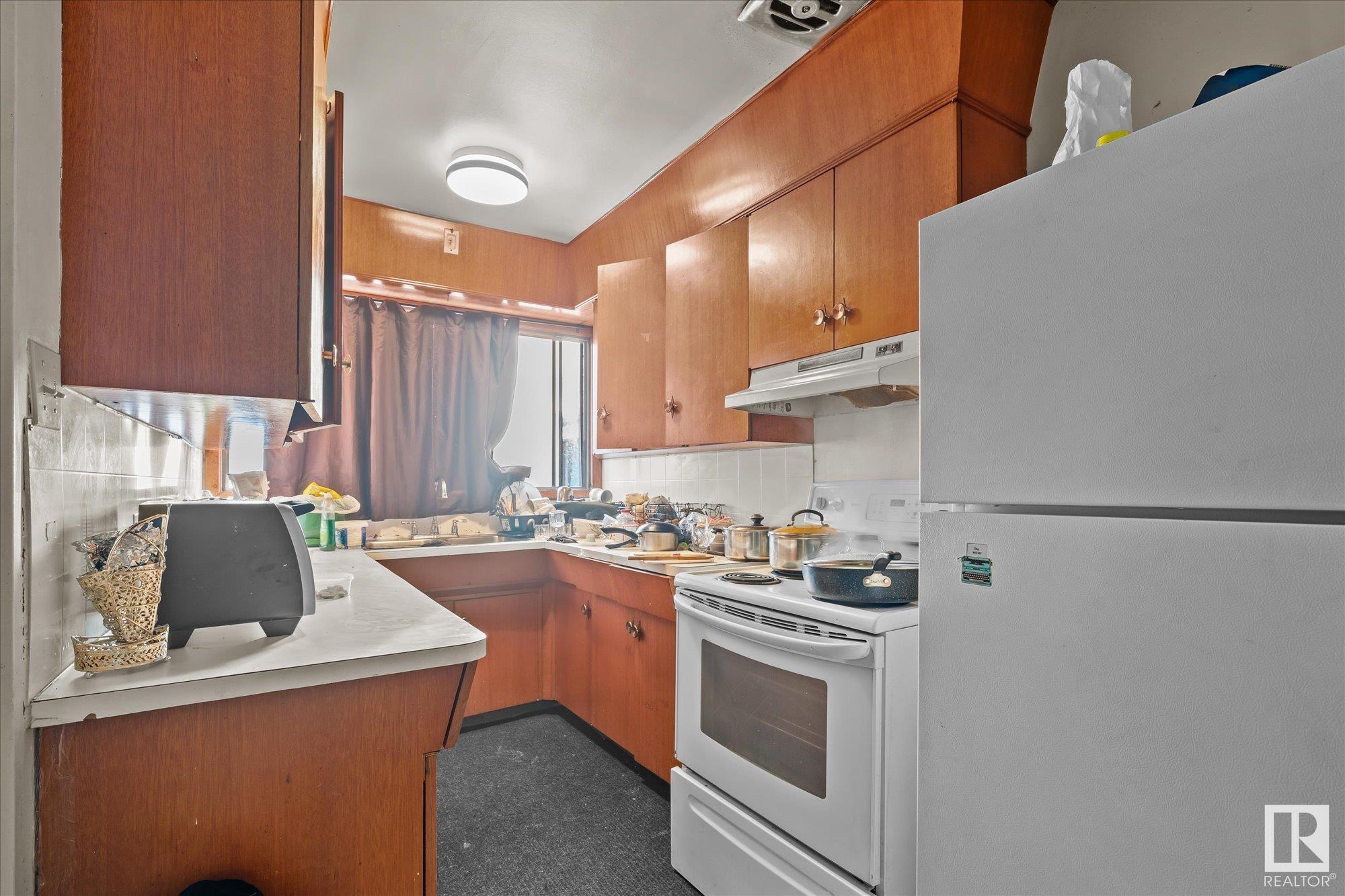      #9503-9505-9507 9509-9511 9513 129B AV NW , Edmonton,  ,T5E 0P7 ;  Listing Number: MLS E4415607