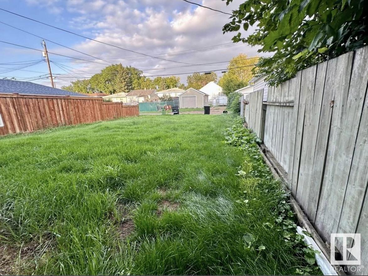      12029 77 ST NW , Edmonton,  ,T5B 2G6 ;  Listing Number: MLS E4415608