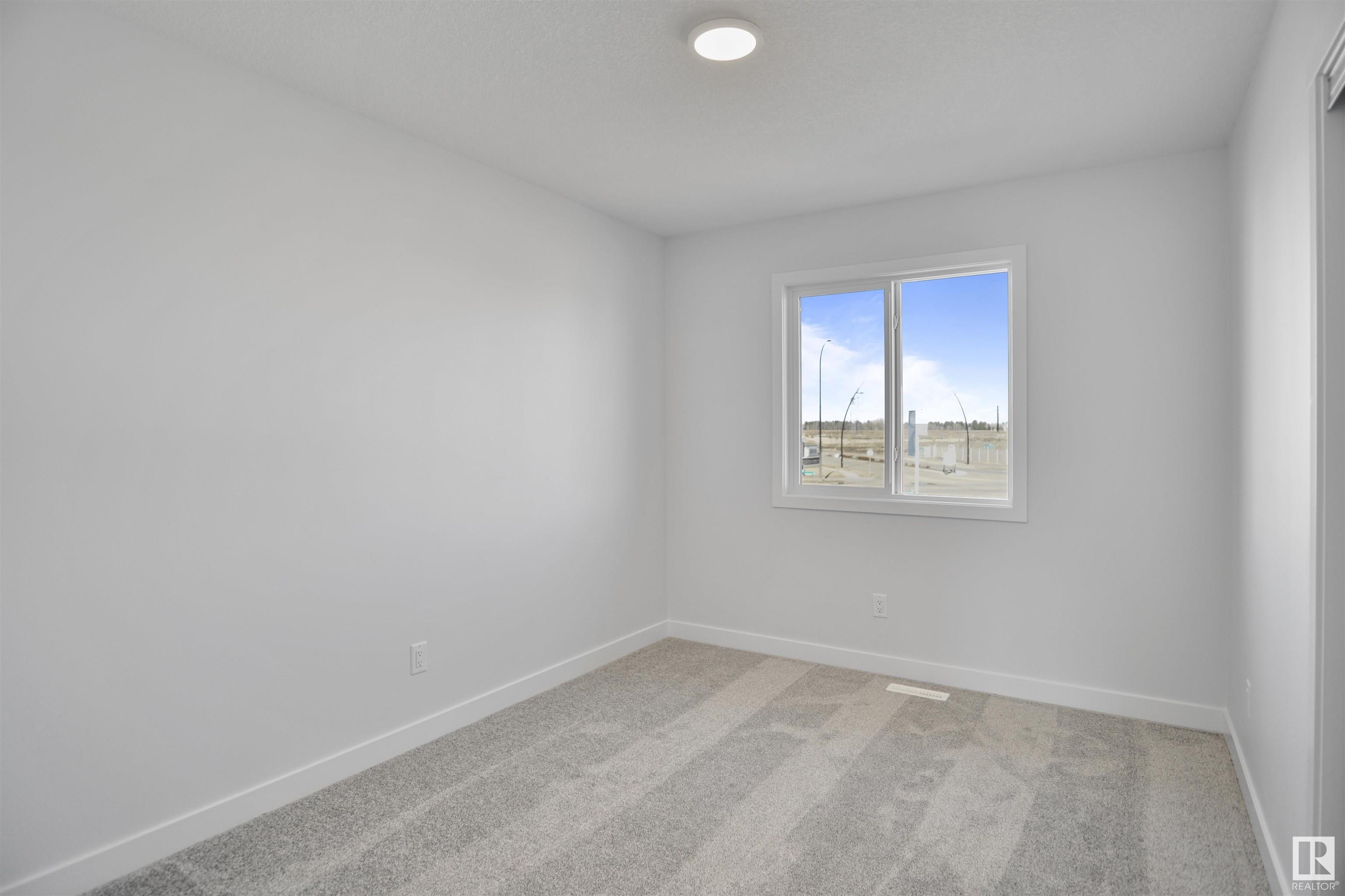      4664 177 AV NW , Edmonton,  ,T5Y 4G4 ;  Listing Number: MLS E4415621