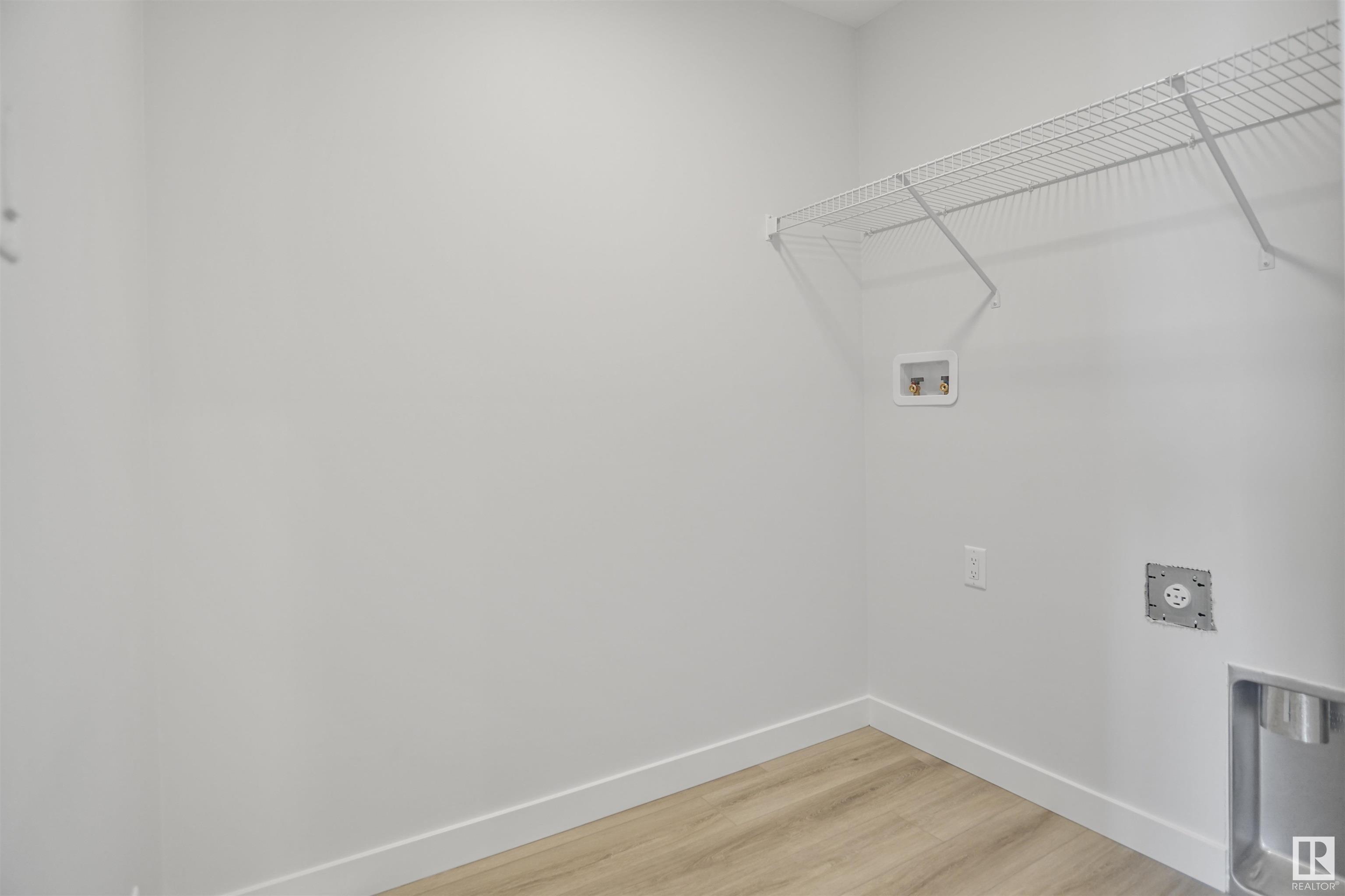      4664 177 AV NW , Edmonton,  ,T5Y 4G4 ;  Listing Number: MLS E4415621