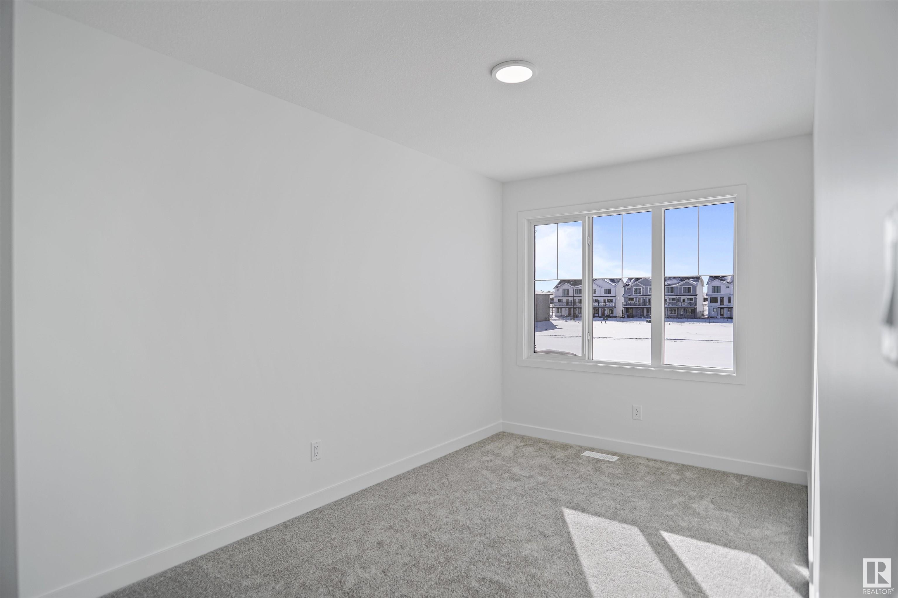      4684 177 AV NW , Edmonton,  ,T5Y 4G4 ;  Listing Number: MLS E4415626