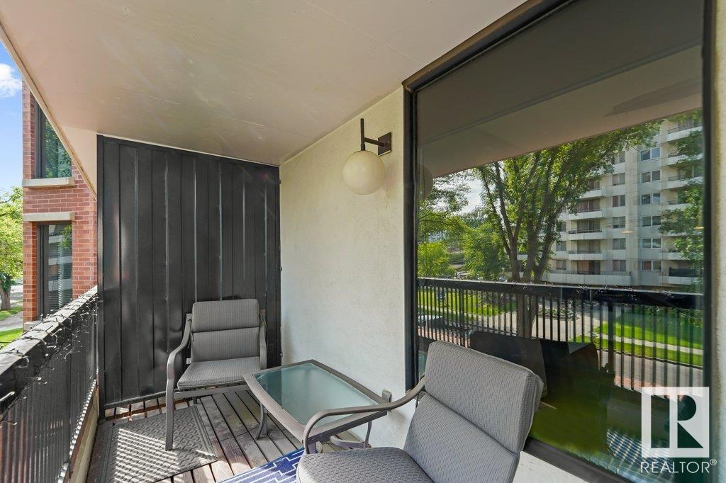      #201 11503 100 AV NW , Edmonton,  ,T5K 2K7 ;  Listing Number: MLS E4415627