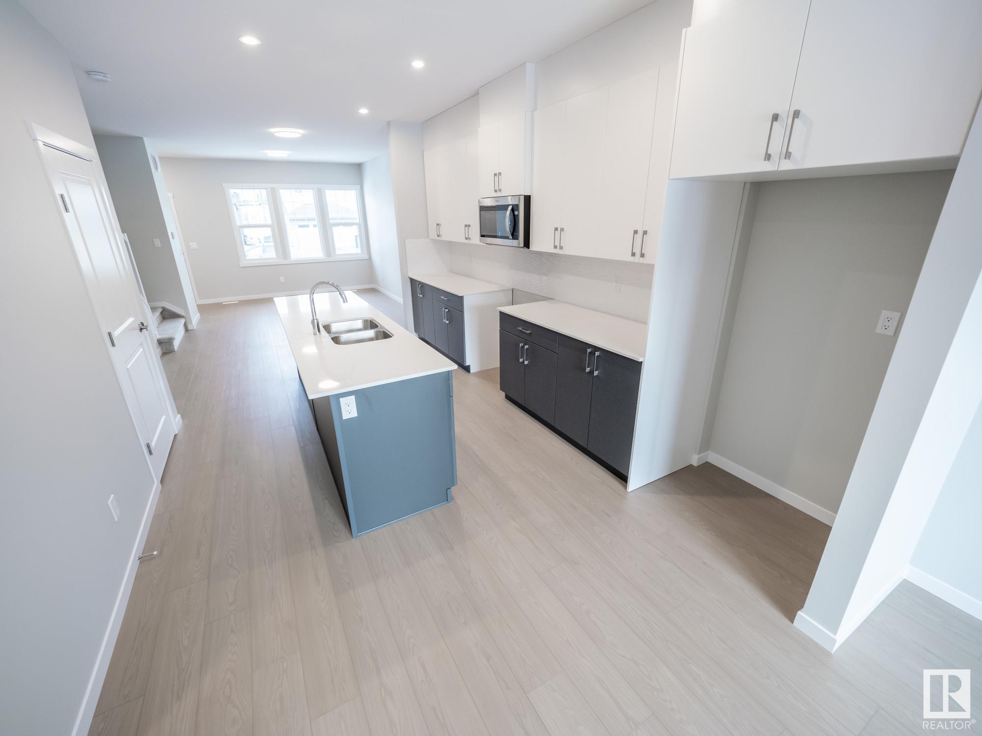      22839 94 AV NW , Edmonton,  ,T5T 3Y2 ;  Listing Number: MLS E4415688