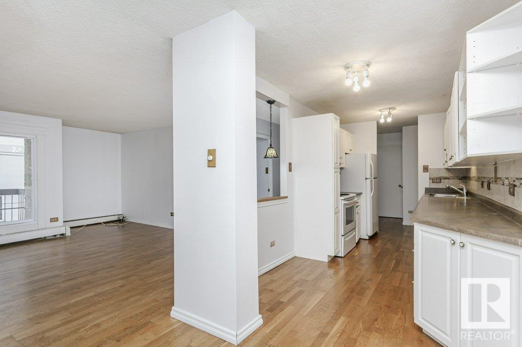      #303 9737 112 ST NW , Edmonton,  ,T5K 1L3 ;  Listing Number: MLS E4415690