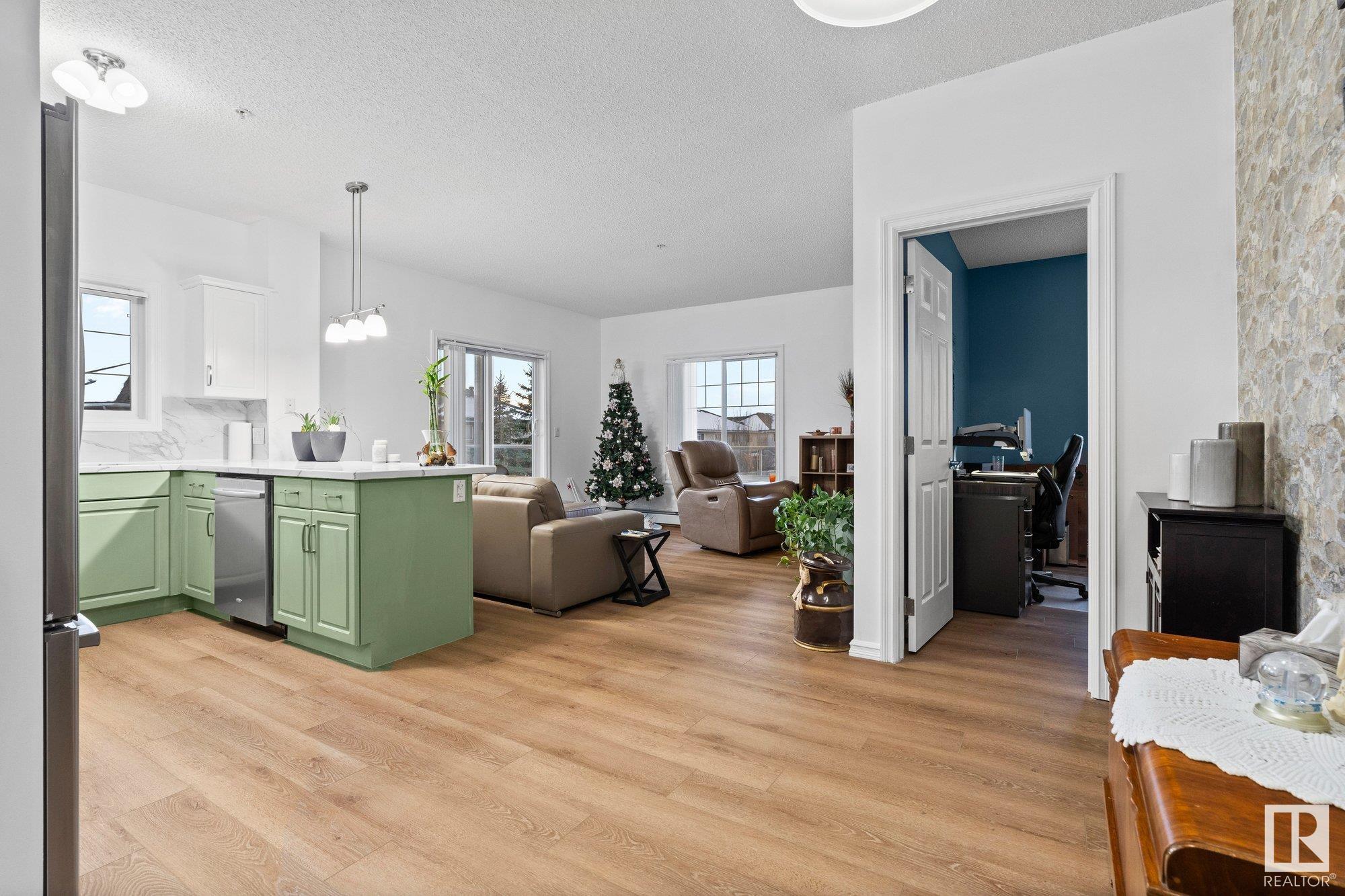     #215 263 MACEWAN RD SW , Edmonton,  ,T6W 0C4 ;  Listing Number: MLS E4415697