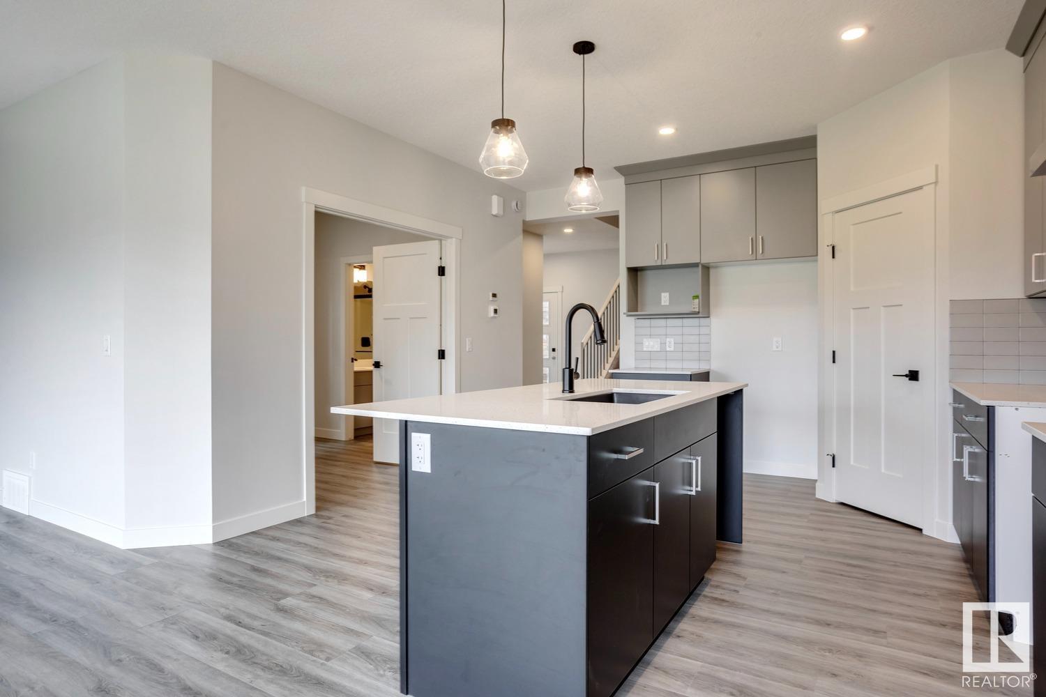      660 Kinglet BV NW , Edmonton,  ,T5S 2B9 ;  Listing Number: MLS E4415714