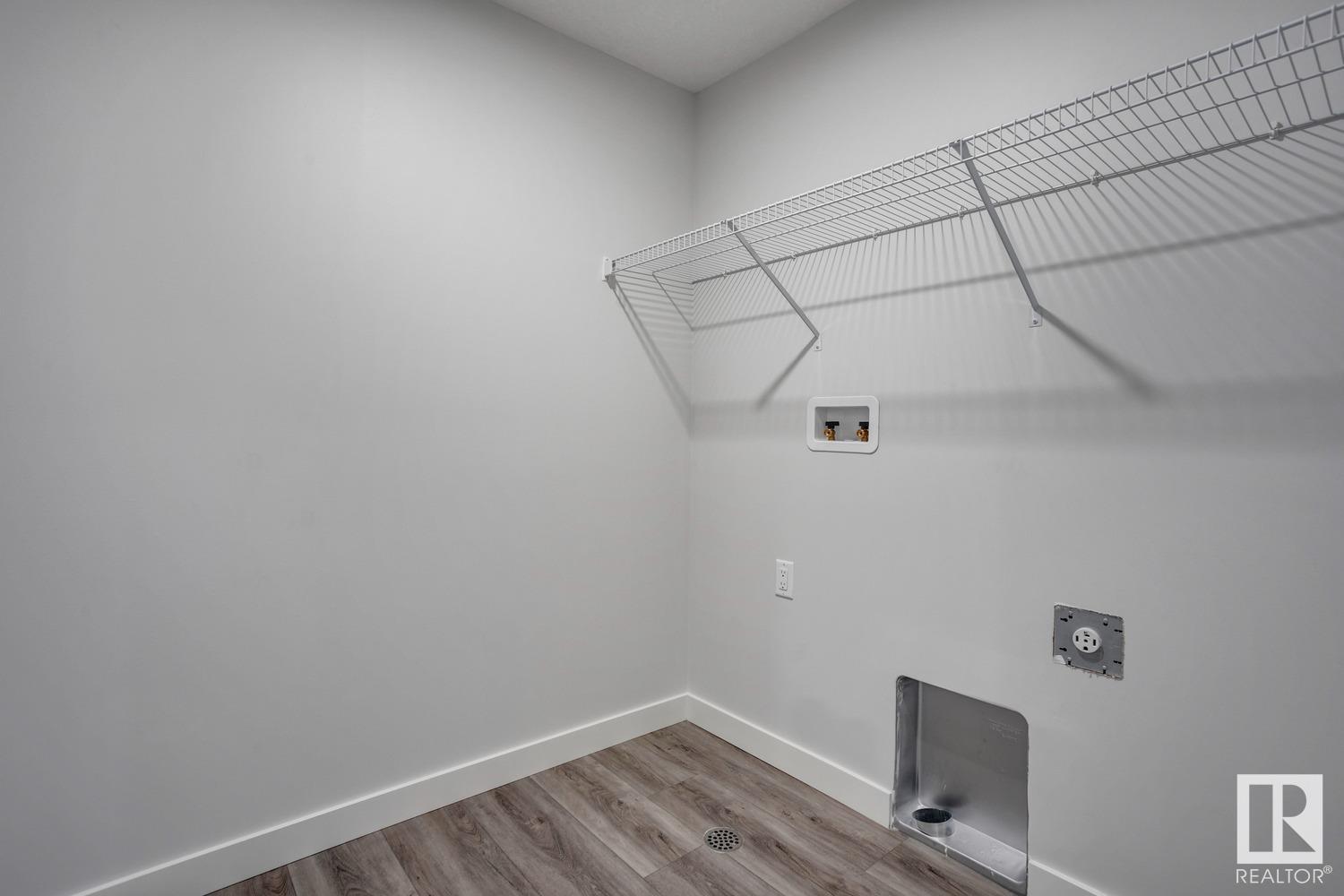      660 Kinglet BV NW , Edmonton,  ,T5S 2B9 ;  Listing Number: MLS E4415714