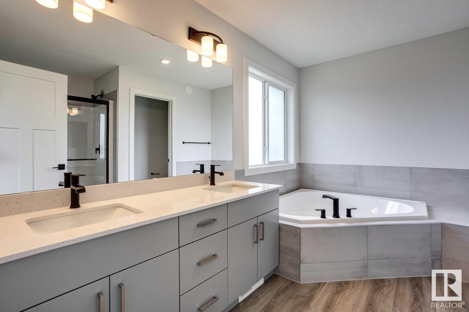      660 Kinglet BV NW , Edmonton,  ,T5S 2B9 ;  Listing Number: MLS E4415714