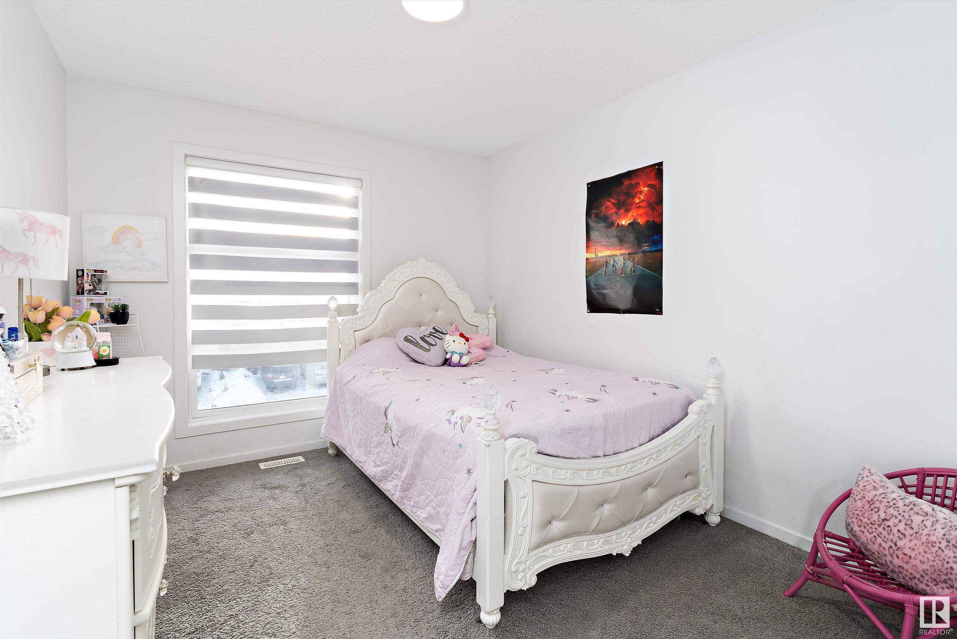      8032 174A AV NW , Edmonton,  ,T5Z 0P6 ;  Listing Number: MLS E4415730