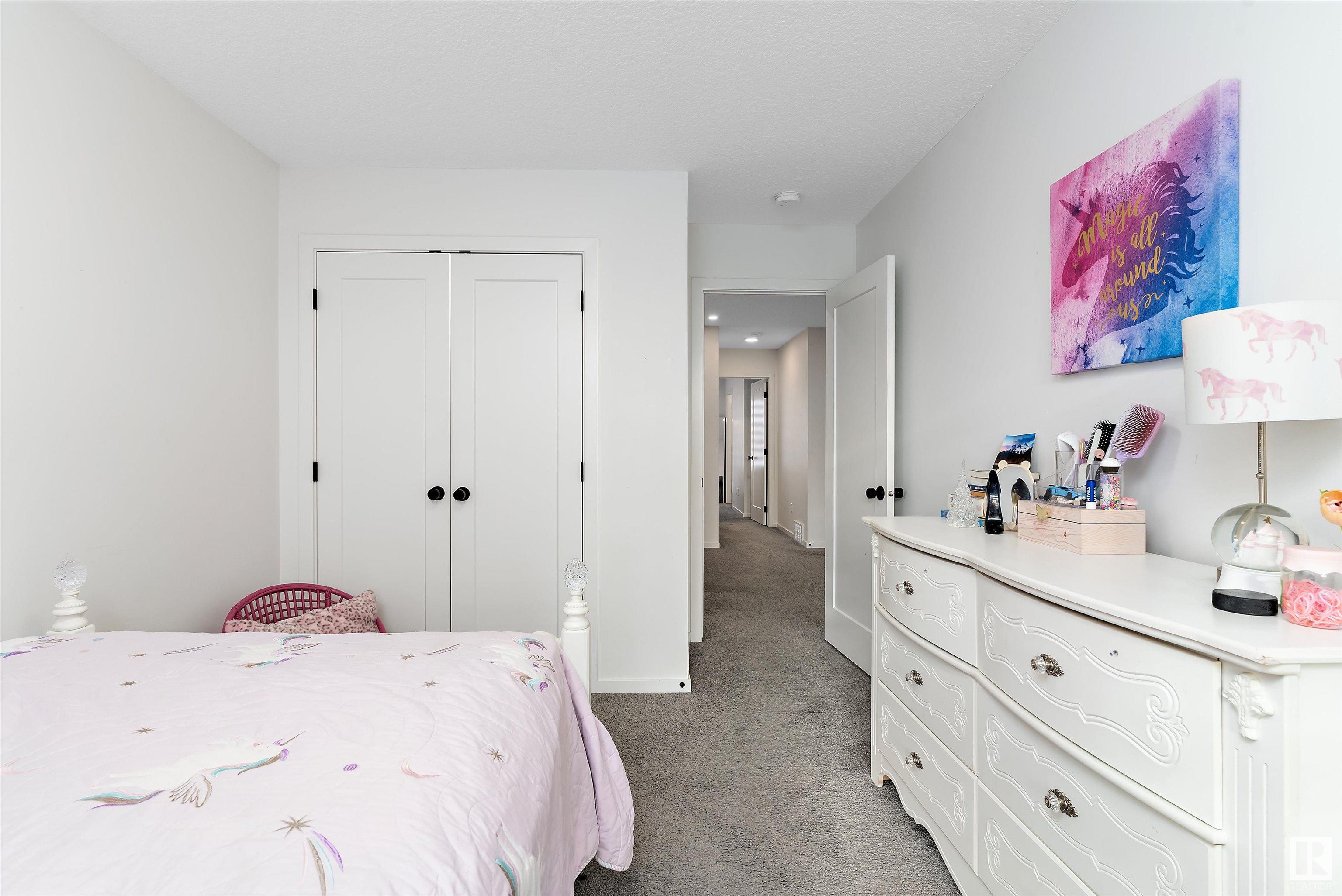      8032 174A AV NW , Edmonton,  ,T5Z 0P6 ;  Listing Number: MLS E4415730