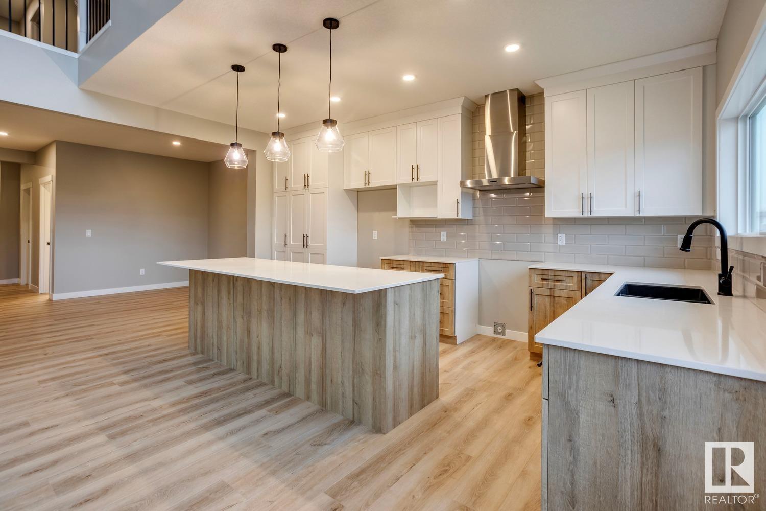      684 KINGLET BV NW , Edmonton,  ,T5S 2B9 ;  Listing Number: MLS E4415749