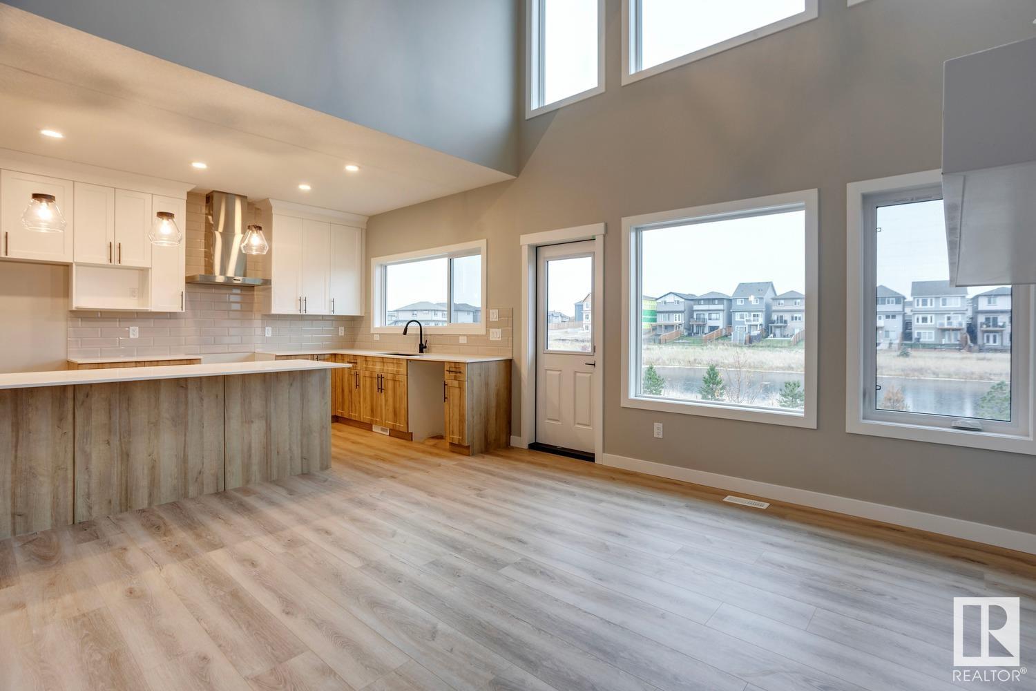      684 KINGLET BV NW , Edmonton,  ,T5S 2B9 ;  Listing Number: MLS E4415749