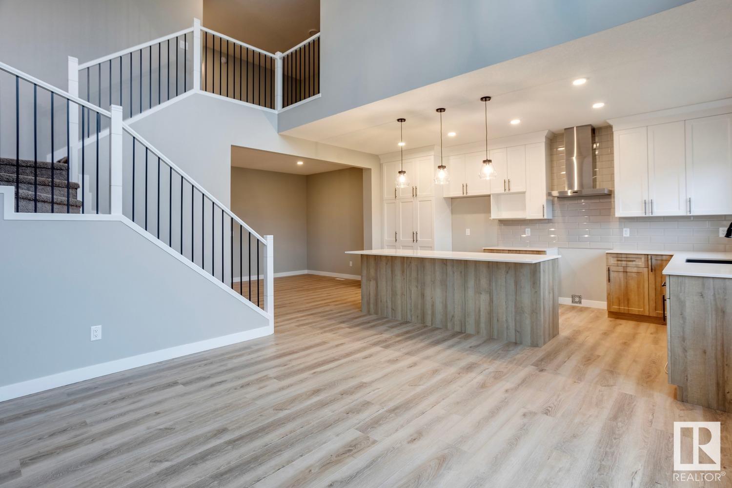      684 KINGLET BV NW , Edmonton,  ,T5S 2B9 ;  Listing Number: MLS E4415749