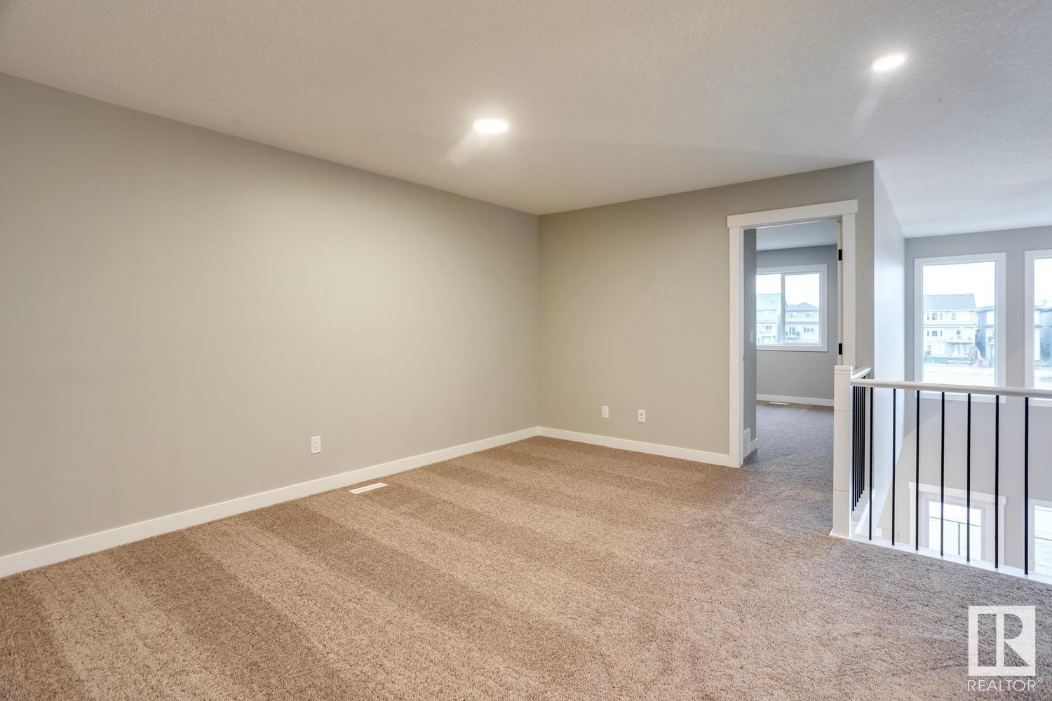      684 KINGLET BV NW , Edmonton,  ,T5S 2B9 ;  Listing Number: MLS E4415749