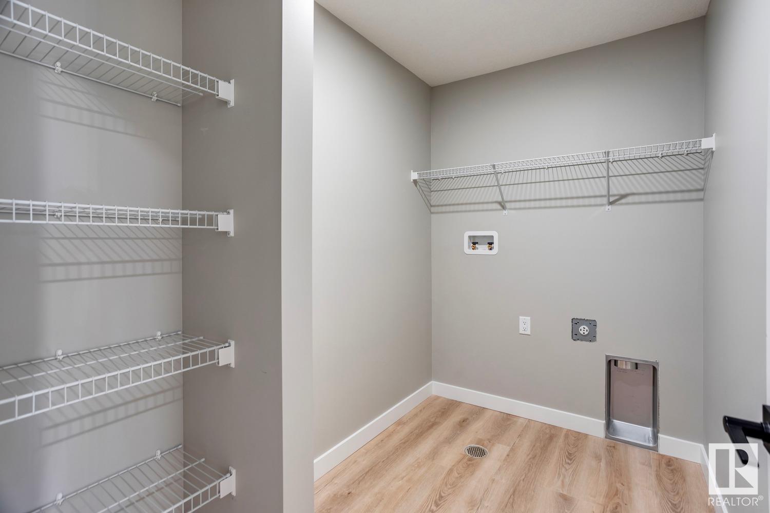      684 KINGLET BV NW , Edmonton,  ,T5S 2B9 ;  Listing Number: MLS E4415749