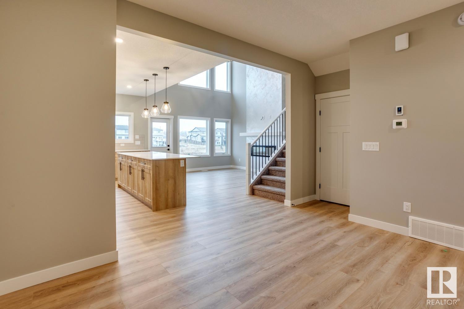      684 KINGLET BV NW , Edmonton,  ,T5S 2B9 ;  Listing Number: MLS E4415749