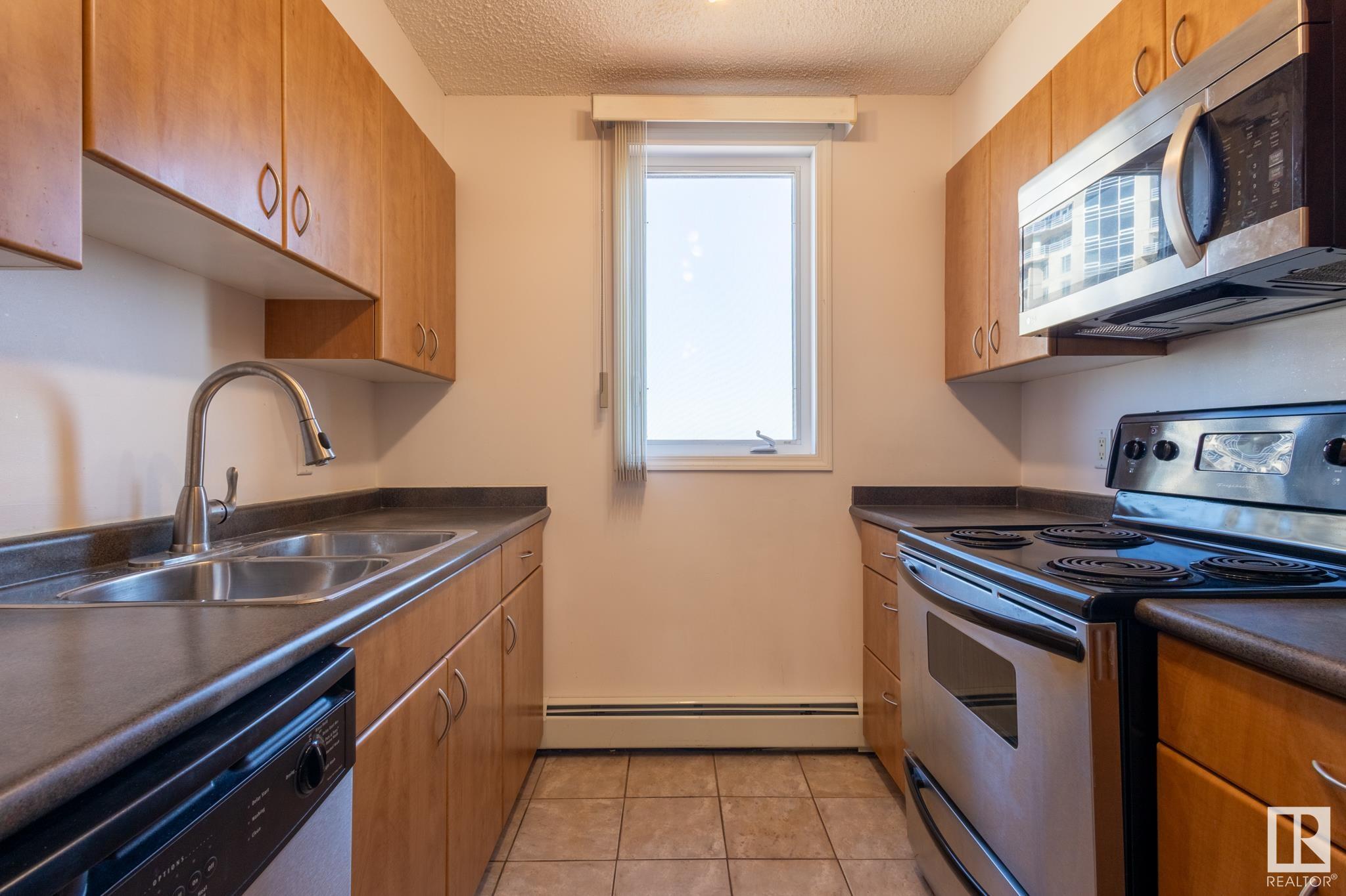      #1501 10303 105 ST NW , Edmonton,  ,T5J 5G3 ;  Listing Number: MLS E4415758