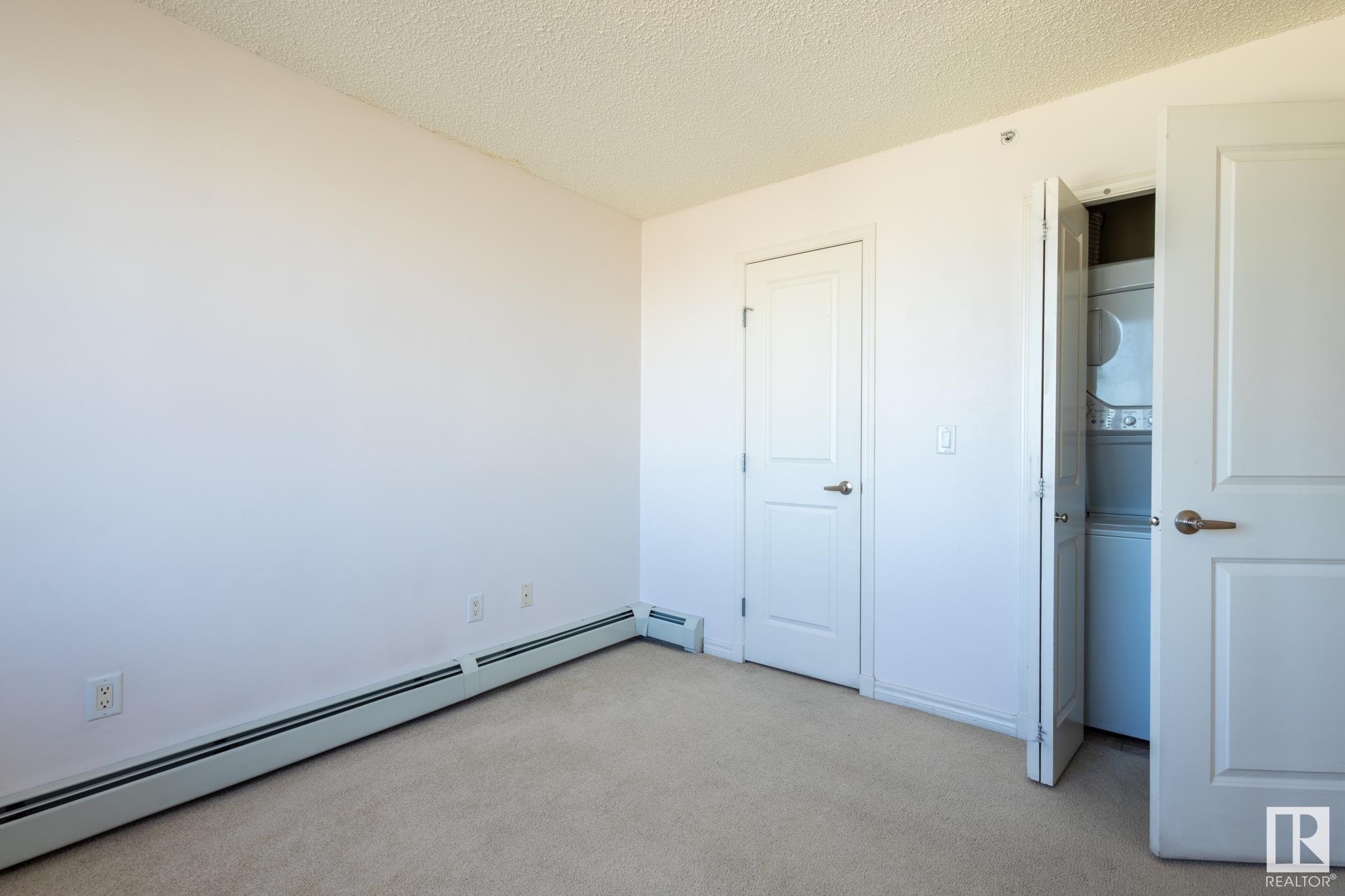      #1501 10303 105 ST NW , Edmonton,  ,T5J 5G3 ;  Listing Number: MLS E4415758