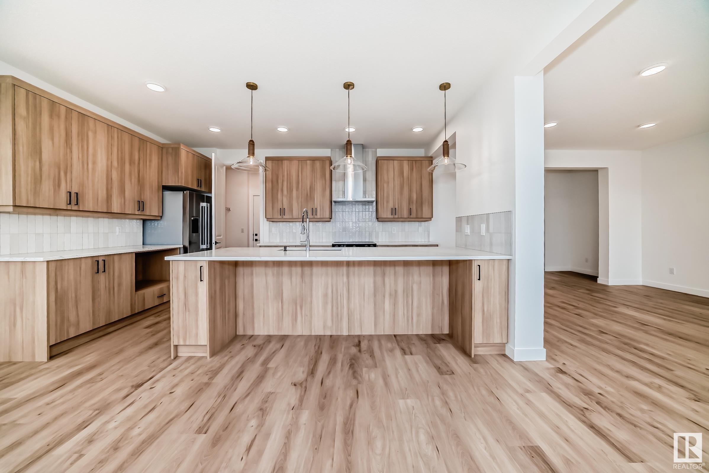      5828 Kootook LI SW , Edmonton,  ,T6W 4Z6 ;  Listing Number: MLS E4415763
