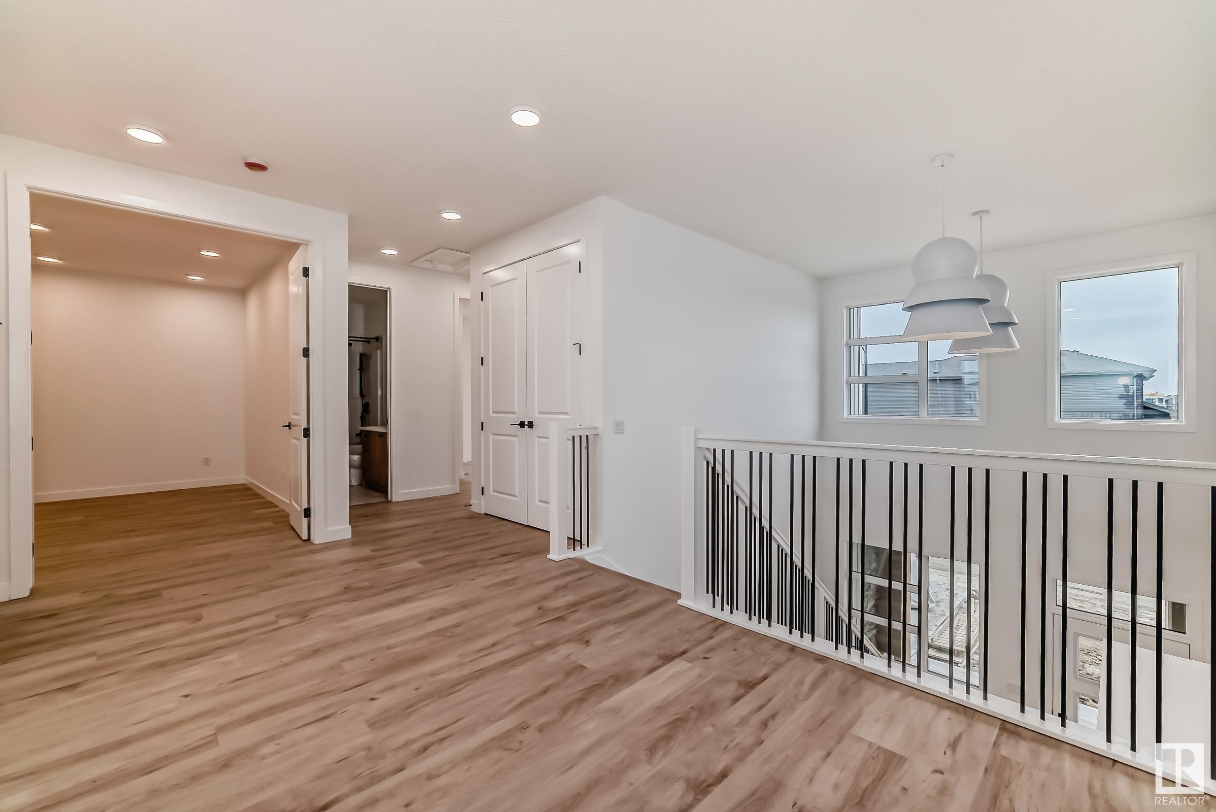      5828 Kootook LI SW , Edmonton,  ,T6W 4Z6 ;  Listing Number: MLS E4415763