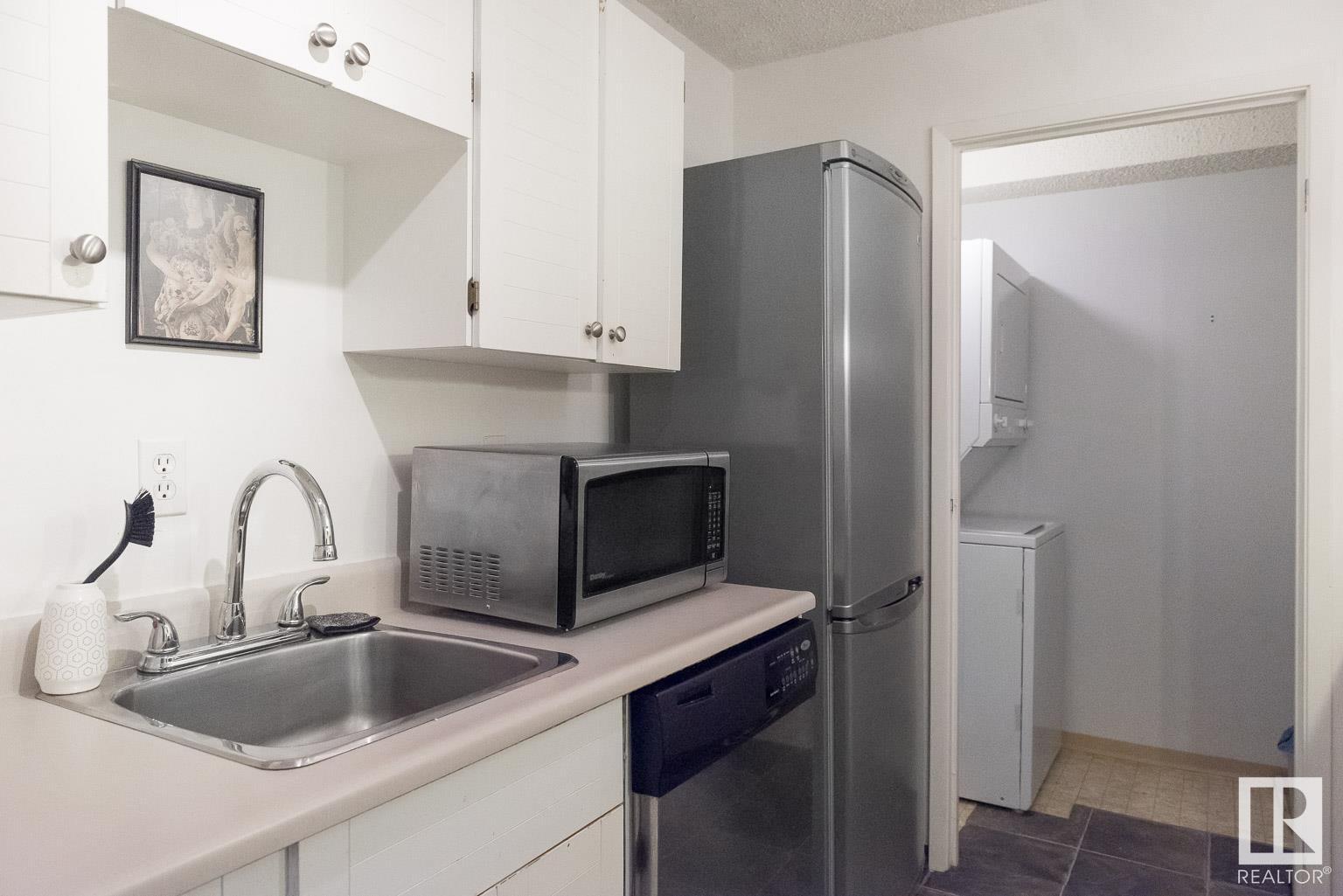     #304 9917 110 ST NW , Edmonton,  ,T5K 2N4 ;  Listing Number: MLS E4415766