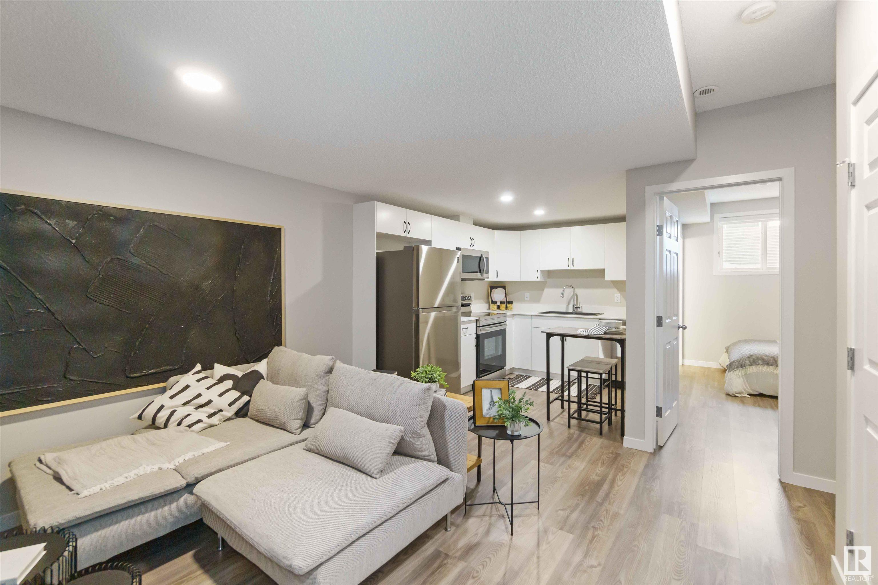      17736 63 ST NW , Edmonton,  ,T5Y 3N9 ;  Listing Number: MLS E4415769