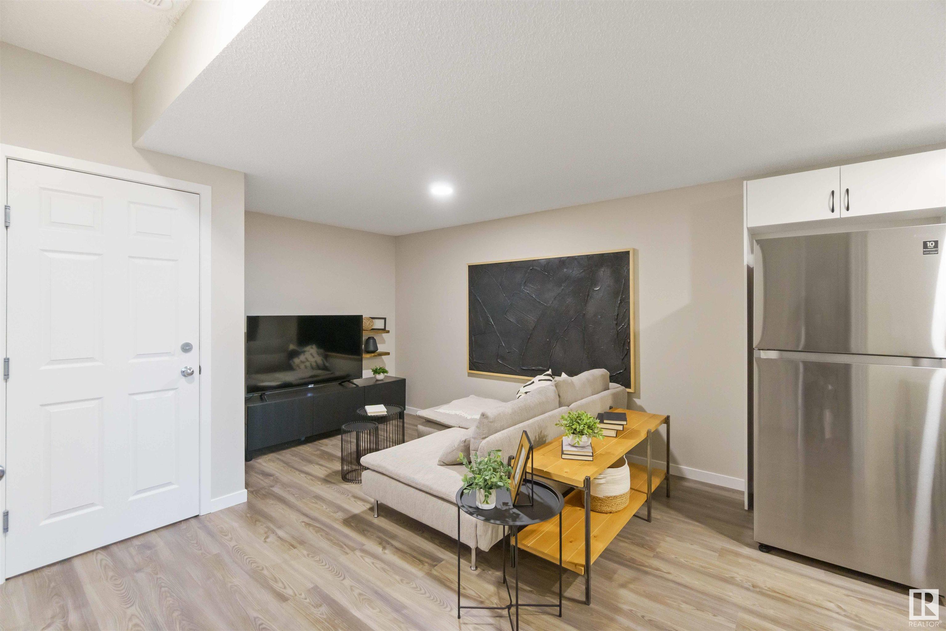      17736 63 ST NW , Edmonton,  ,T5Y 3N9 ;  Listing Number: MLS E4415769