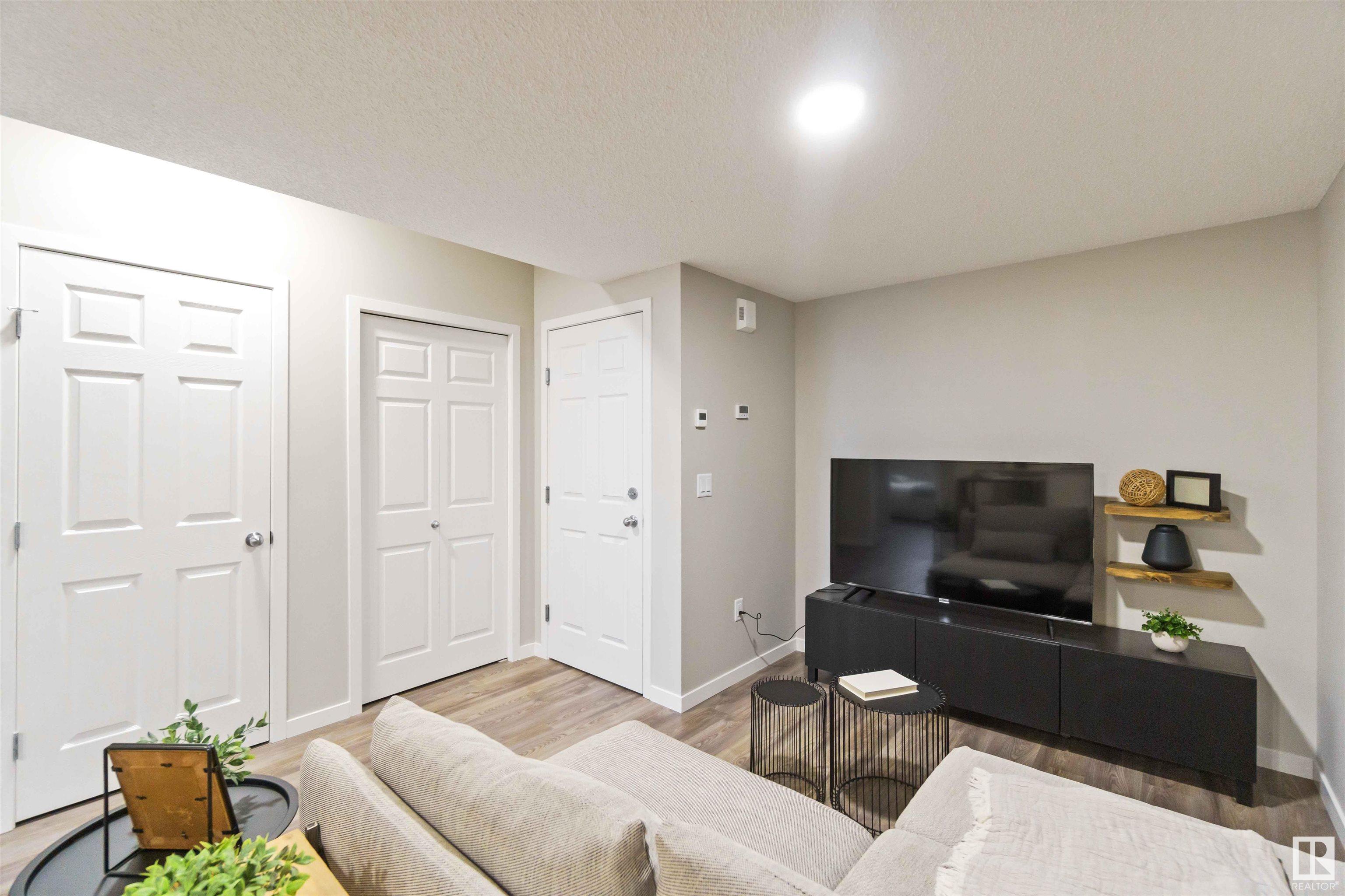      17736 63 ST NW , Edmonton,  ,T5Y 3N9 ;  Listing Number: MLS E4415769