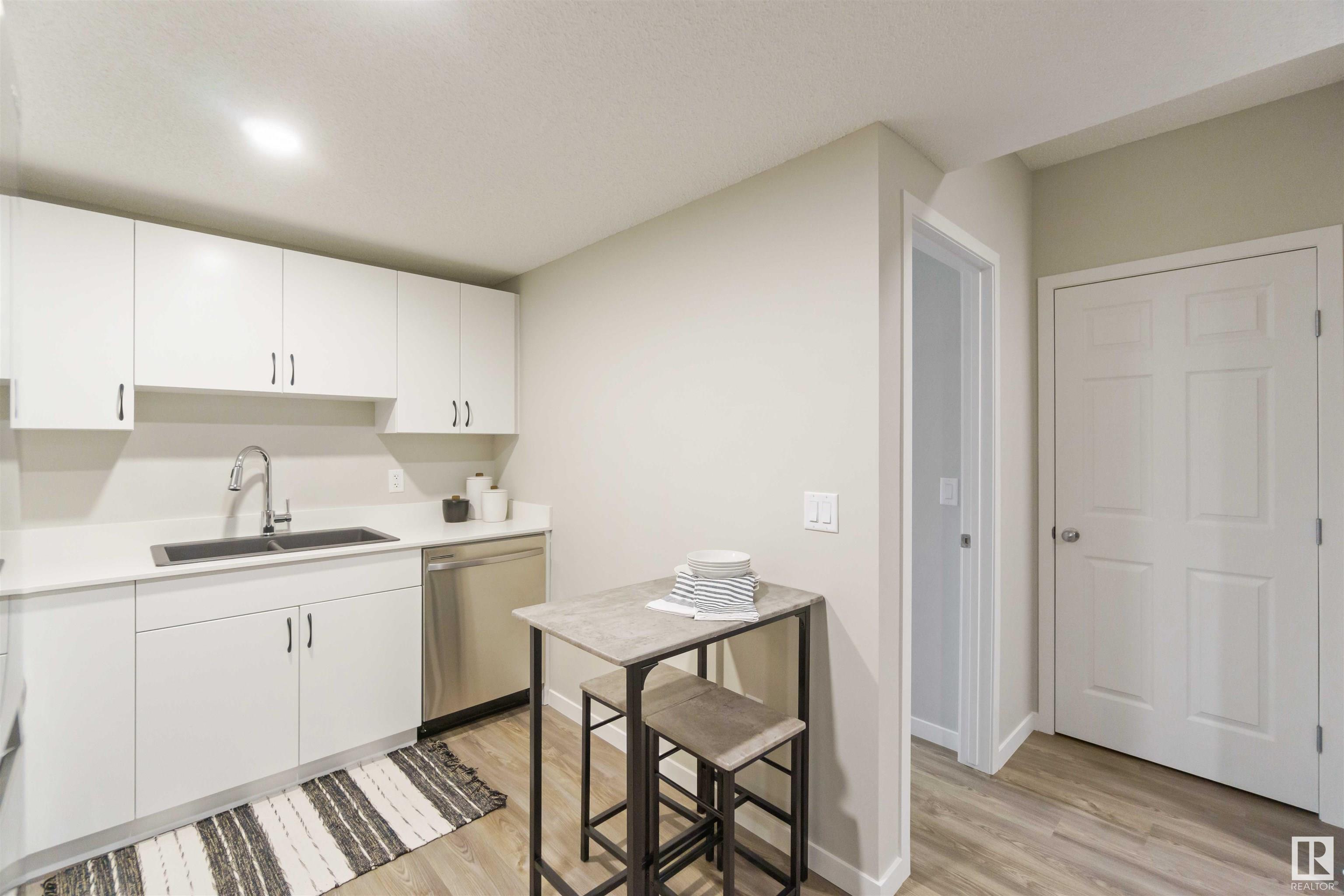      17736 63 ST NW , Edmonton,  ,T5Y 3N9 ;  Listing Number: MLS E4415769