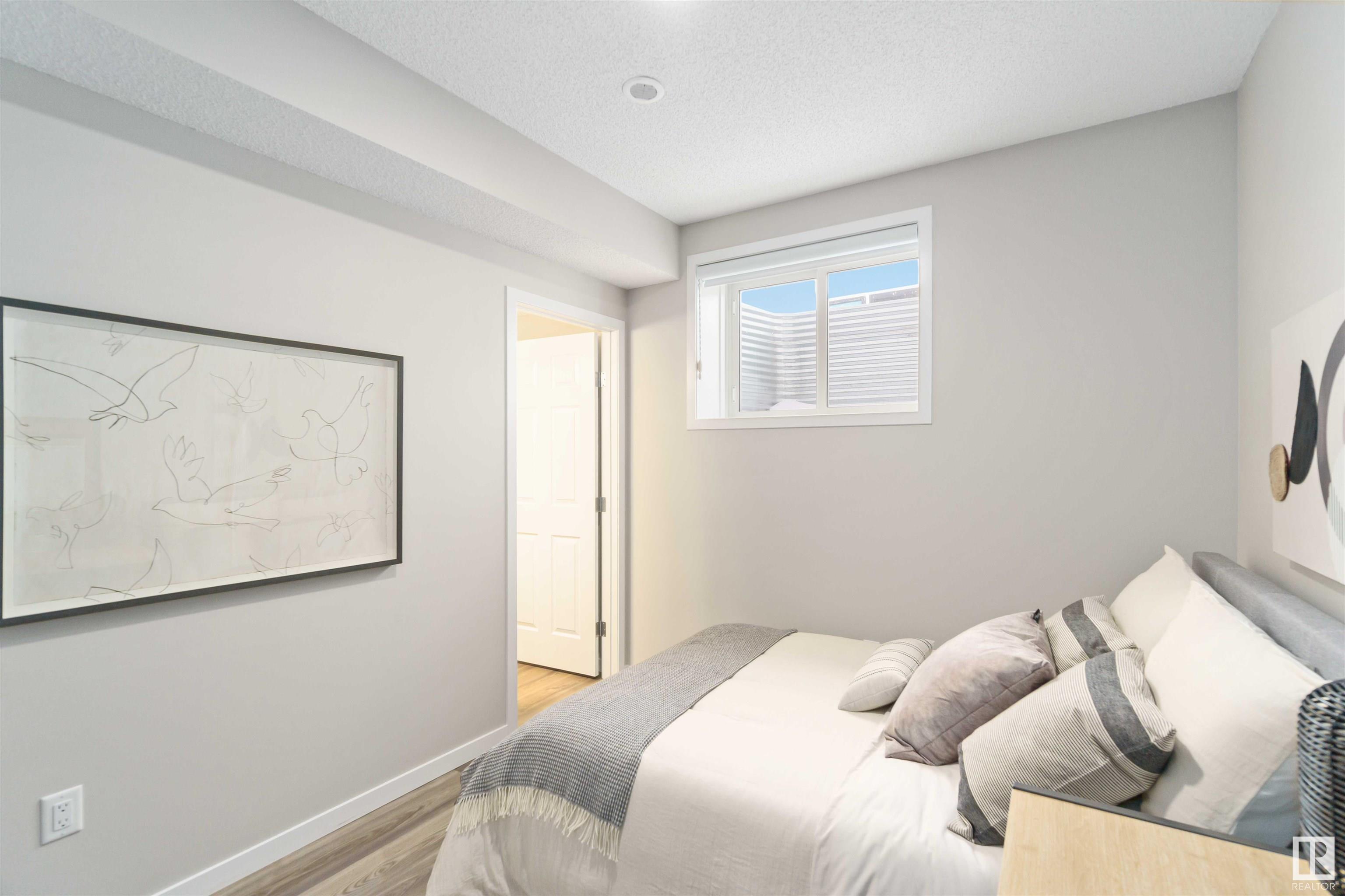      17736 63 ST NW , Edmonton,  ,T5Y 3N9 ;  Listing Number: MLS E4415769