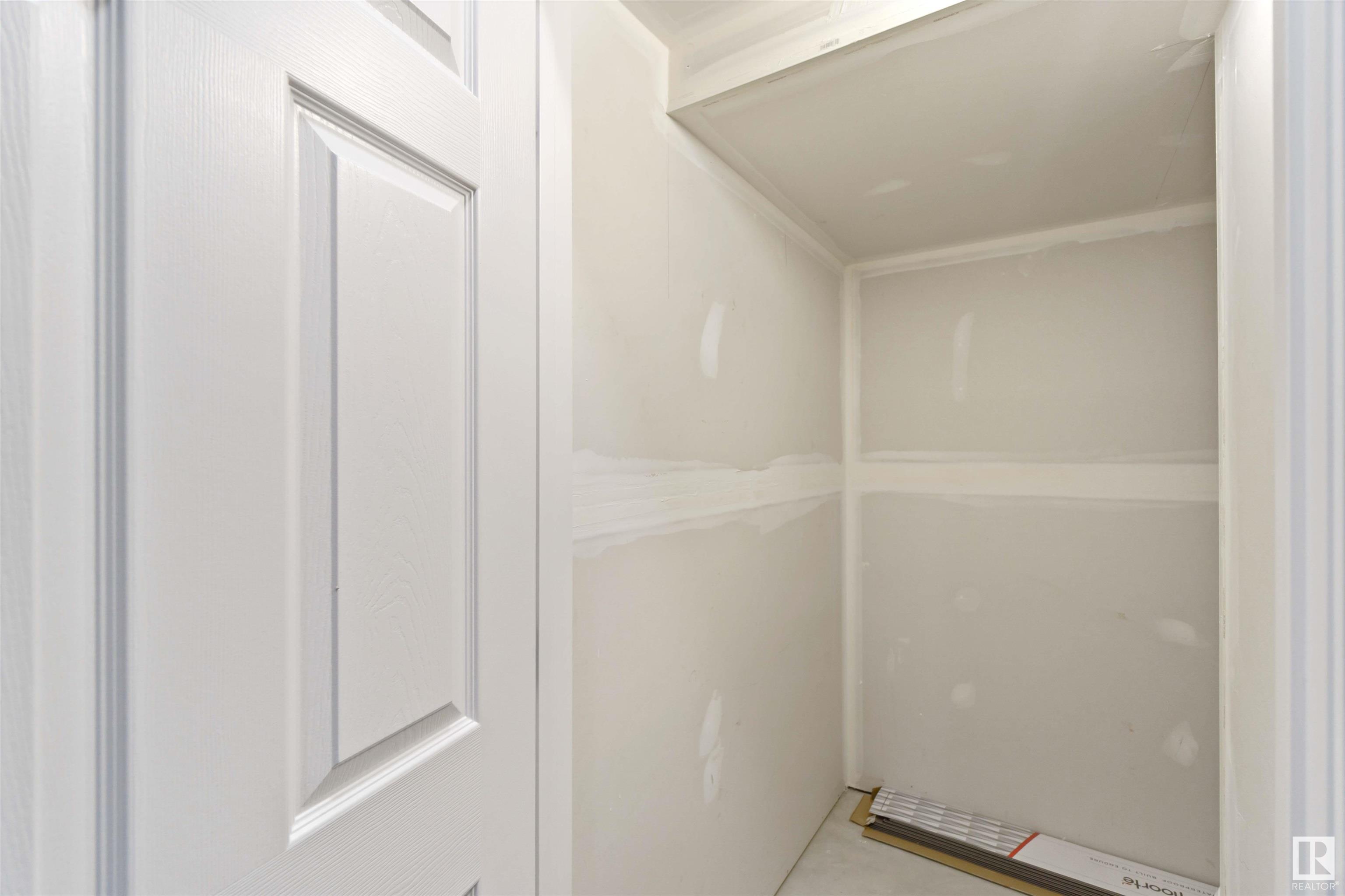      17736 63 ST NW , Edmonton,  ,T5Y 3N9 ;  Listing Number: MLS E4415769