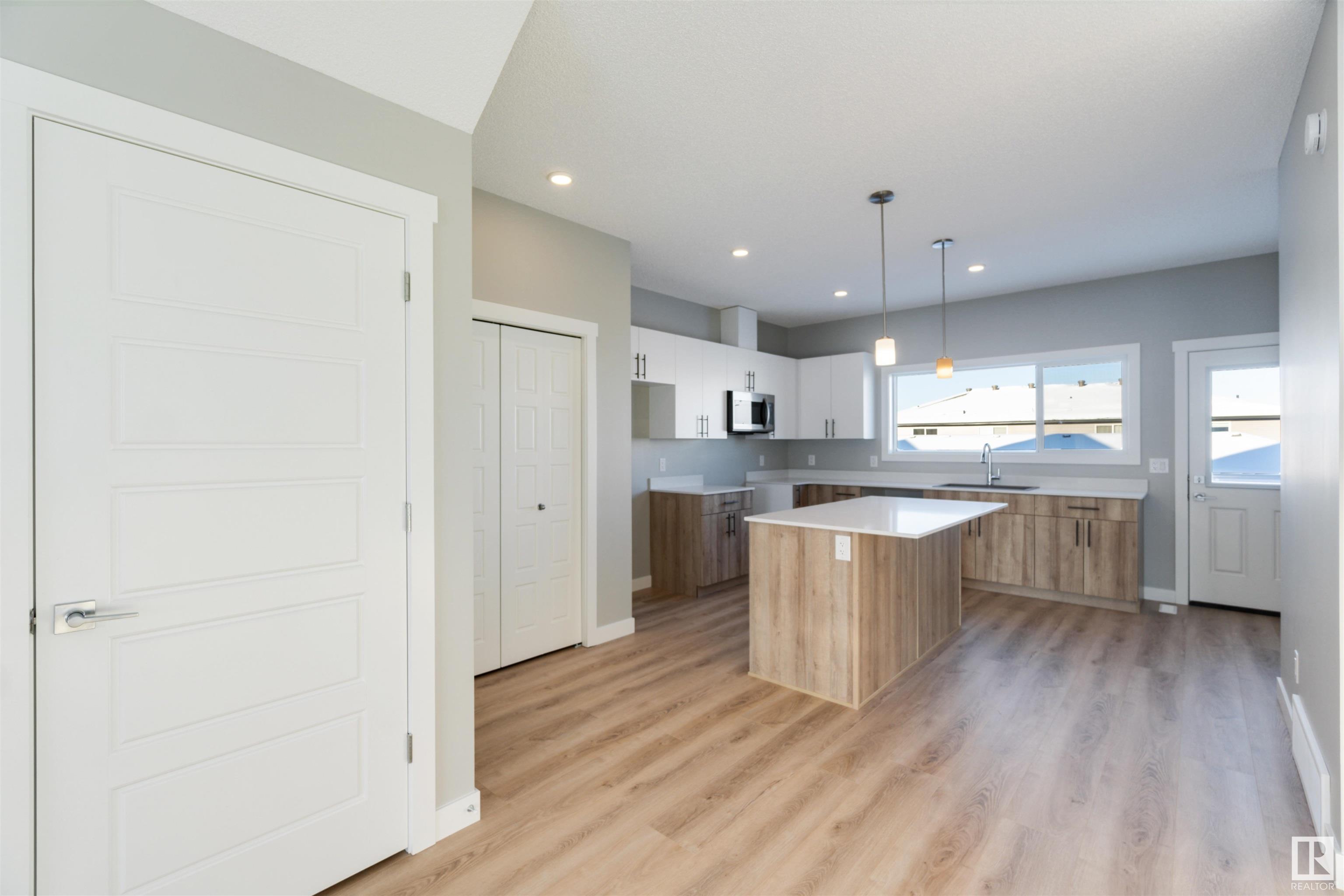      189 Sunland WY , Sherwood Park,  ,T8H 2Y6 ;  Listing Number: MLS E4415777