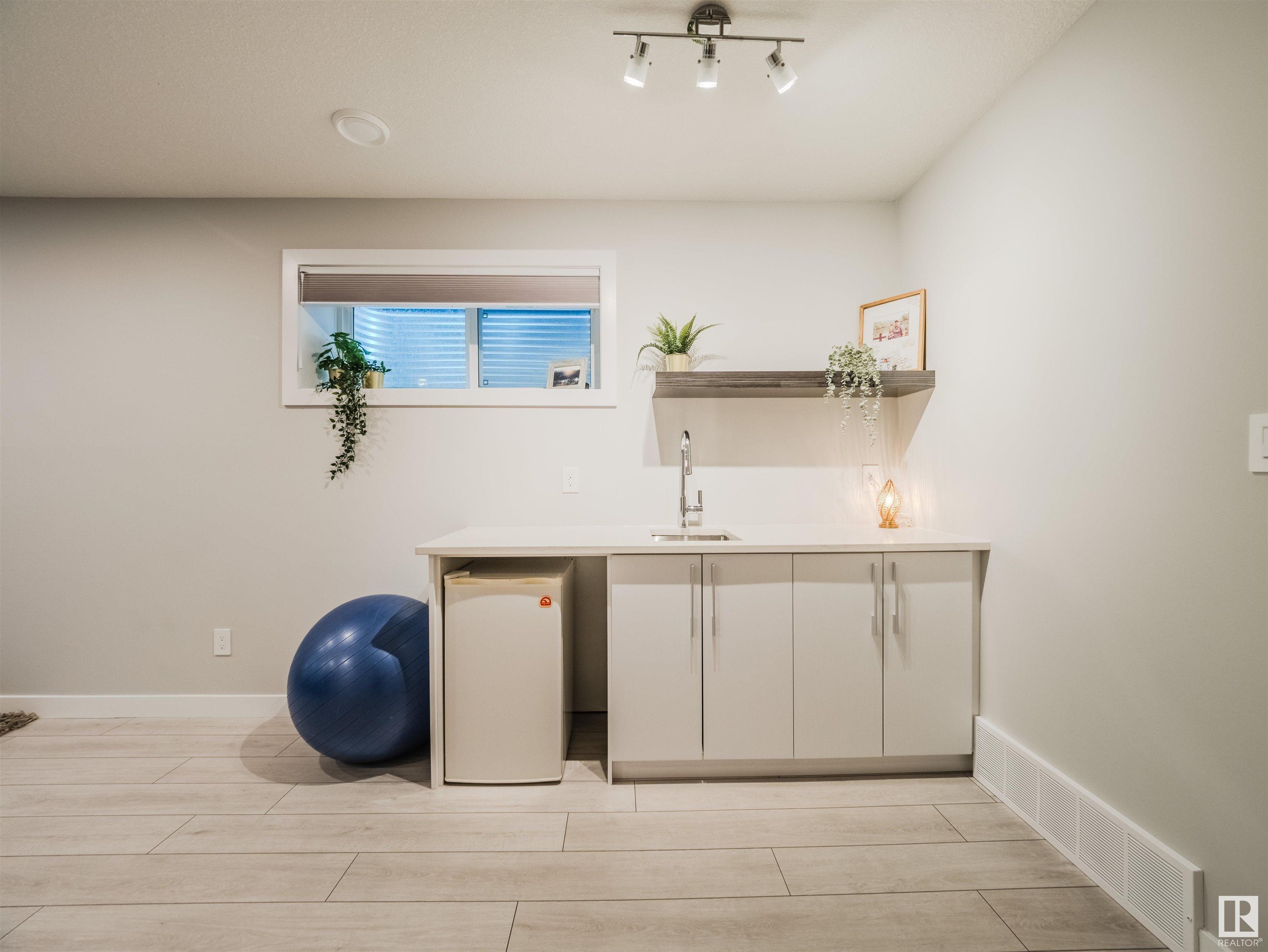      10530 80 ST NW , Edmonton,  ,T6A 3J7 ;  Listing Number: MLS E4415784