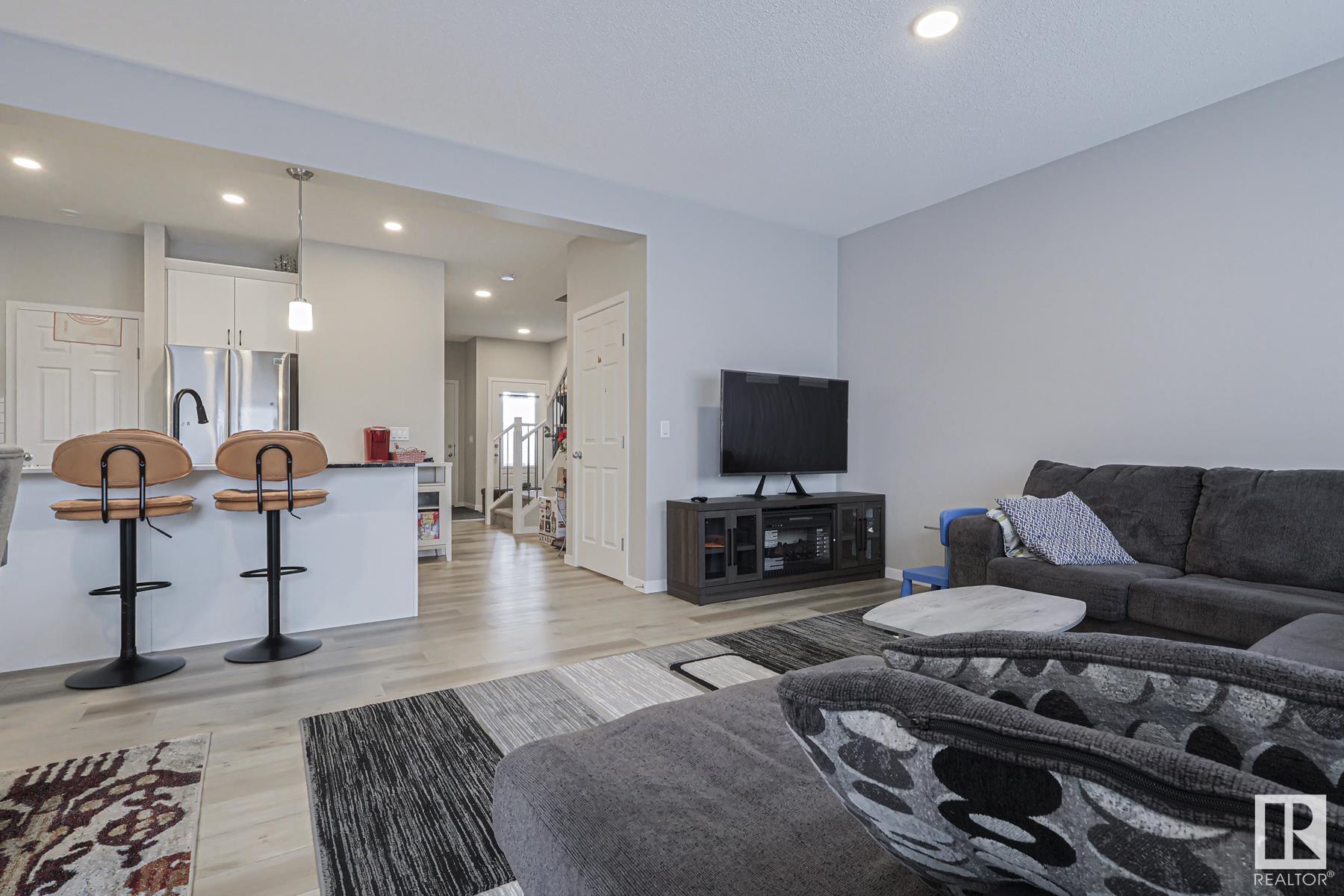      5357 LARK LANDING LD NW , Edmonton,  ,T5S 0S2 ;  Listing Number: MLS E4415791
