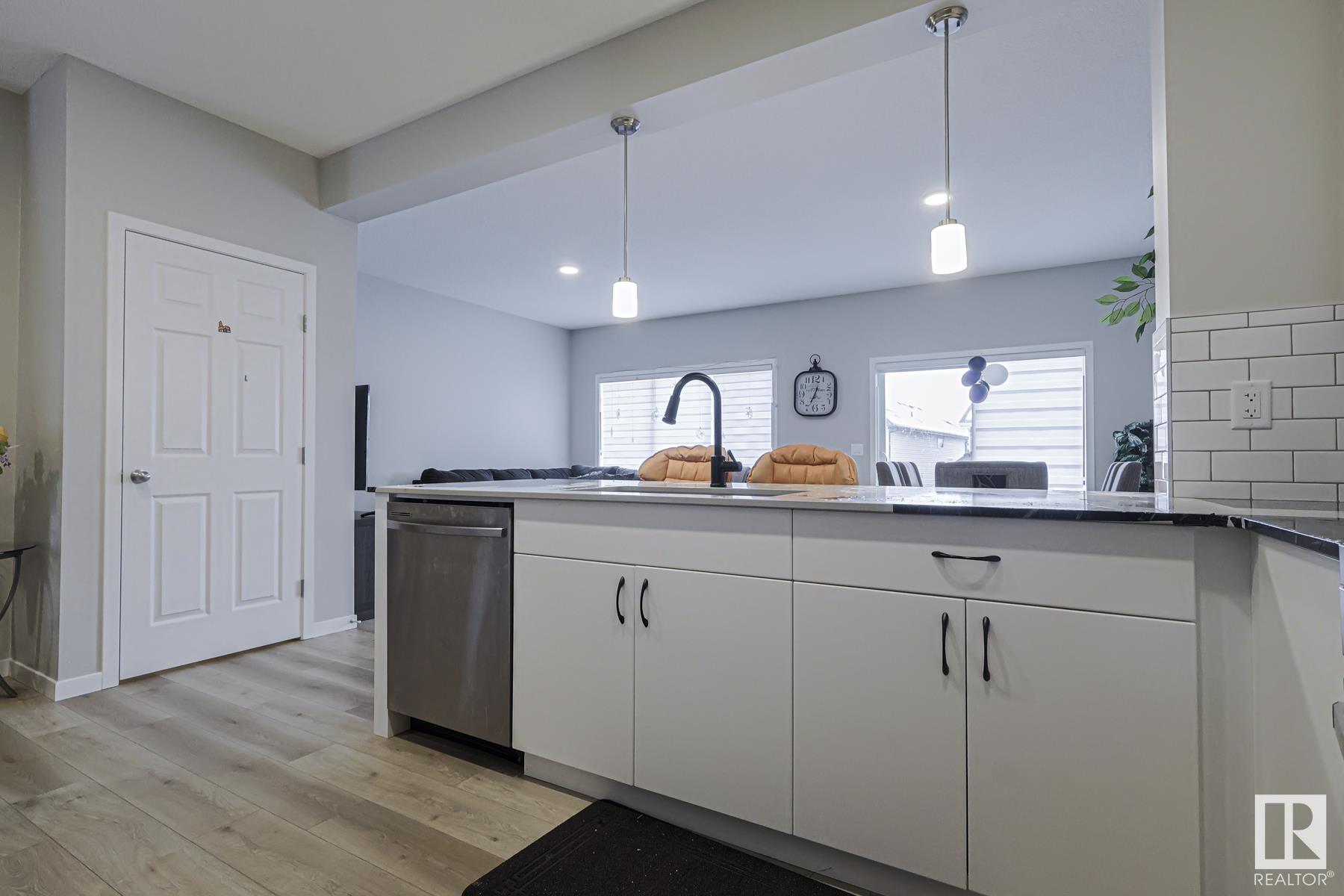      5357 LARK LANDING LD NW , Edmonton,  ,T5S 0S2 ;  Listing Number: MLS E4415791