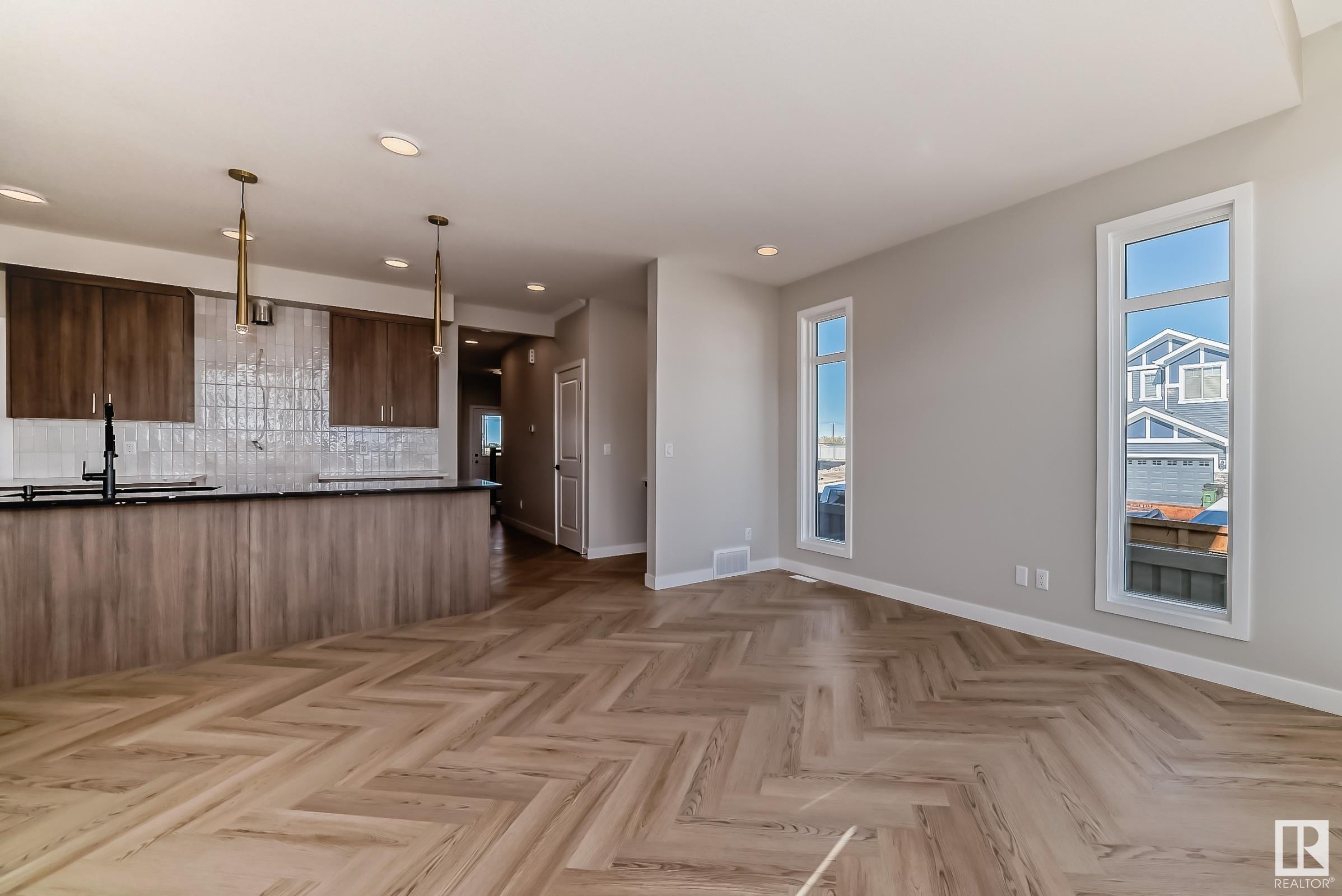      3327 169 ST SW , Edmonton,  ,T6W 5M3 ;  Listing Number: MLS E4415794