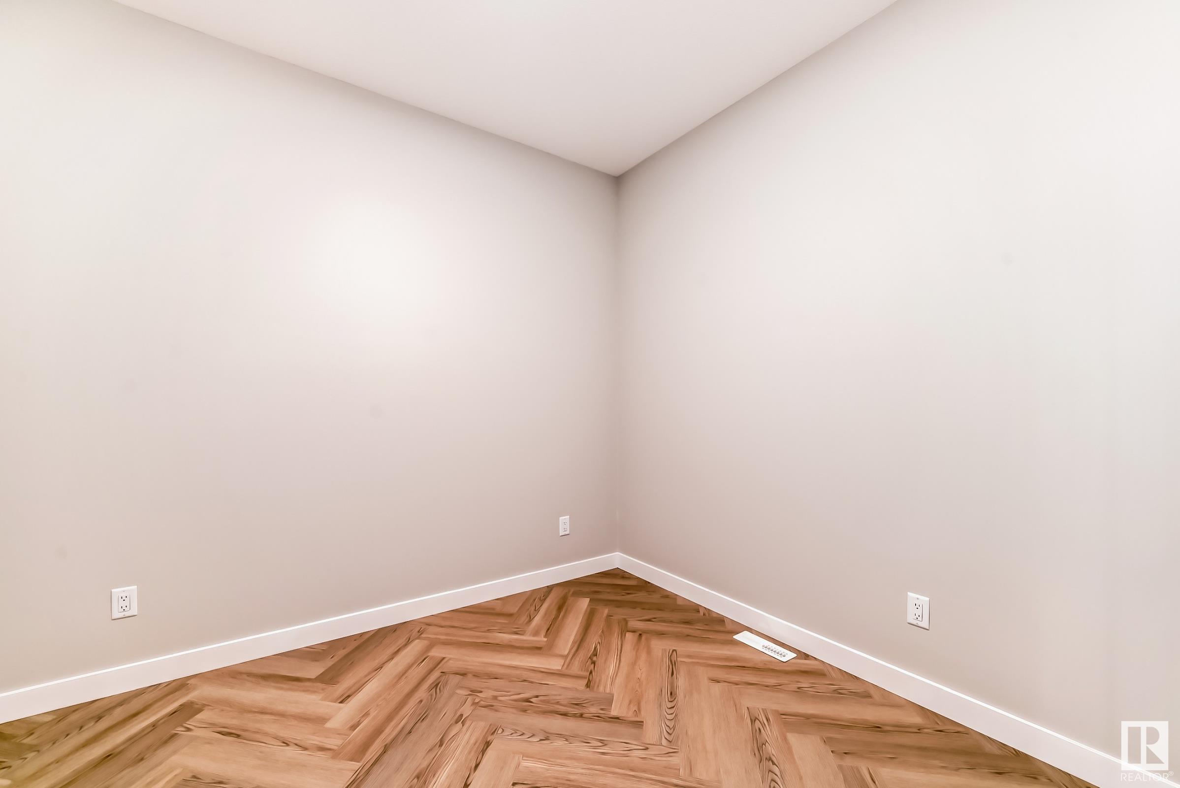      3327 169 ST SW , Edmonton,  ,T6W 5M3 ;  Listing Number: MLS E4415794