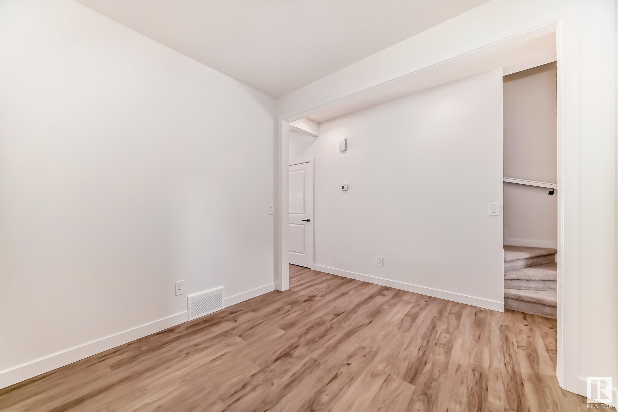      3319 169 ST SW , Edmonton,  ,T6W 5M3 ;  Listing Number: MLS E4415796