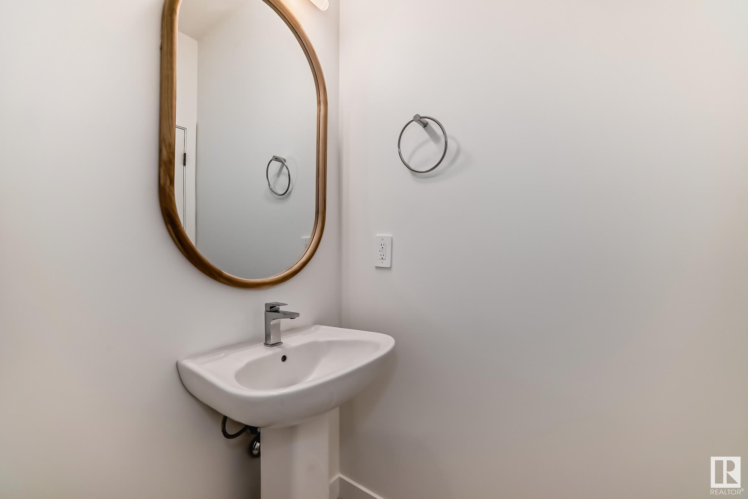      3319 169 ST SW , Edmonton,  ,T6W 5M3 ;  Listing Number: MLS E4415796