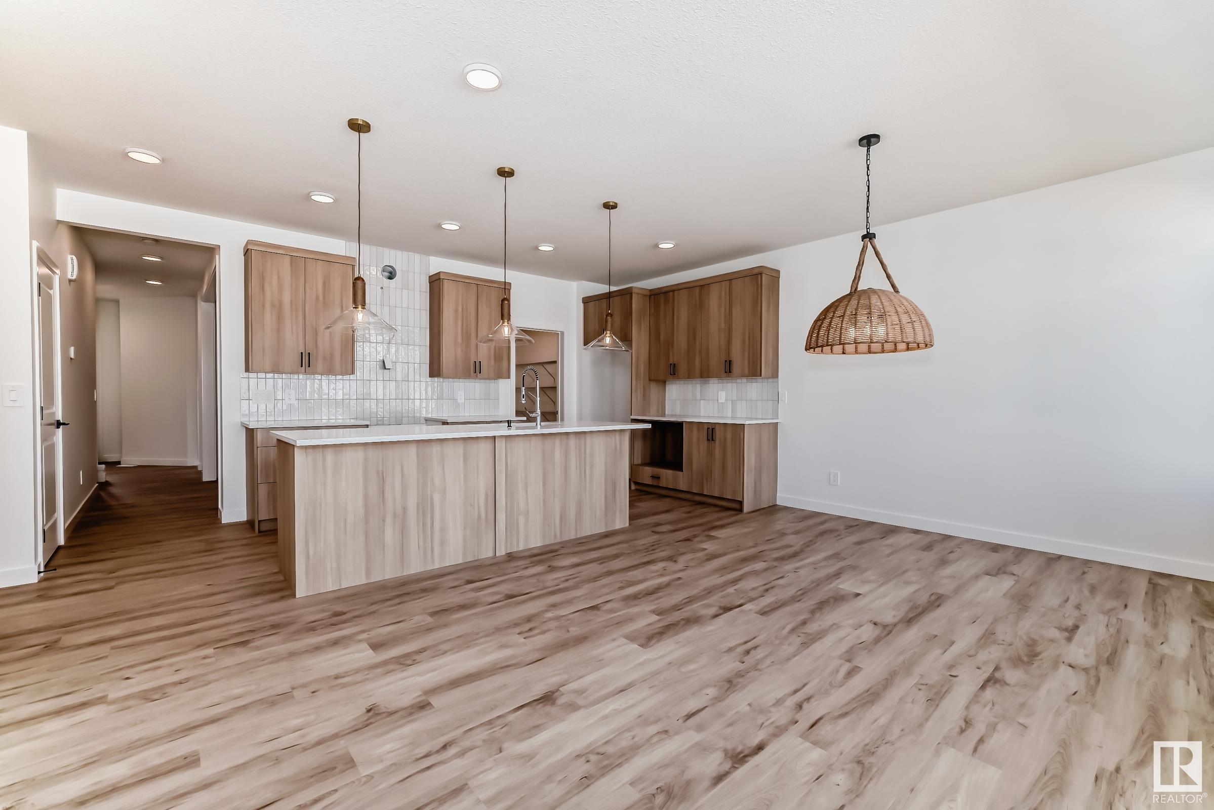      3319 169 ST SW , Edmonton,  ,T6W 5M3 ;  Listing Number: MLS E4415796