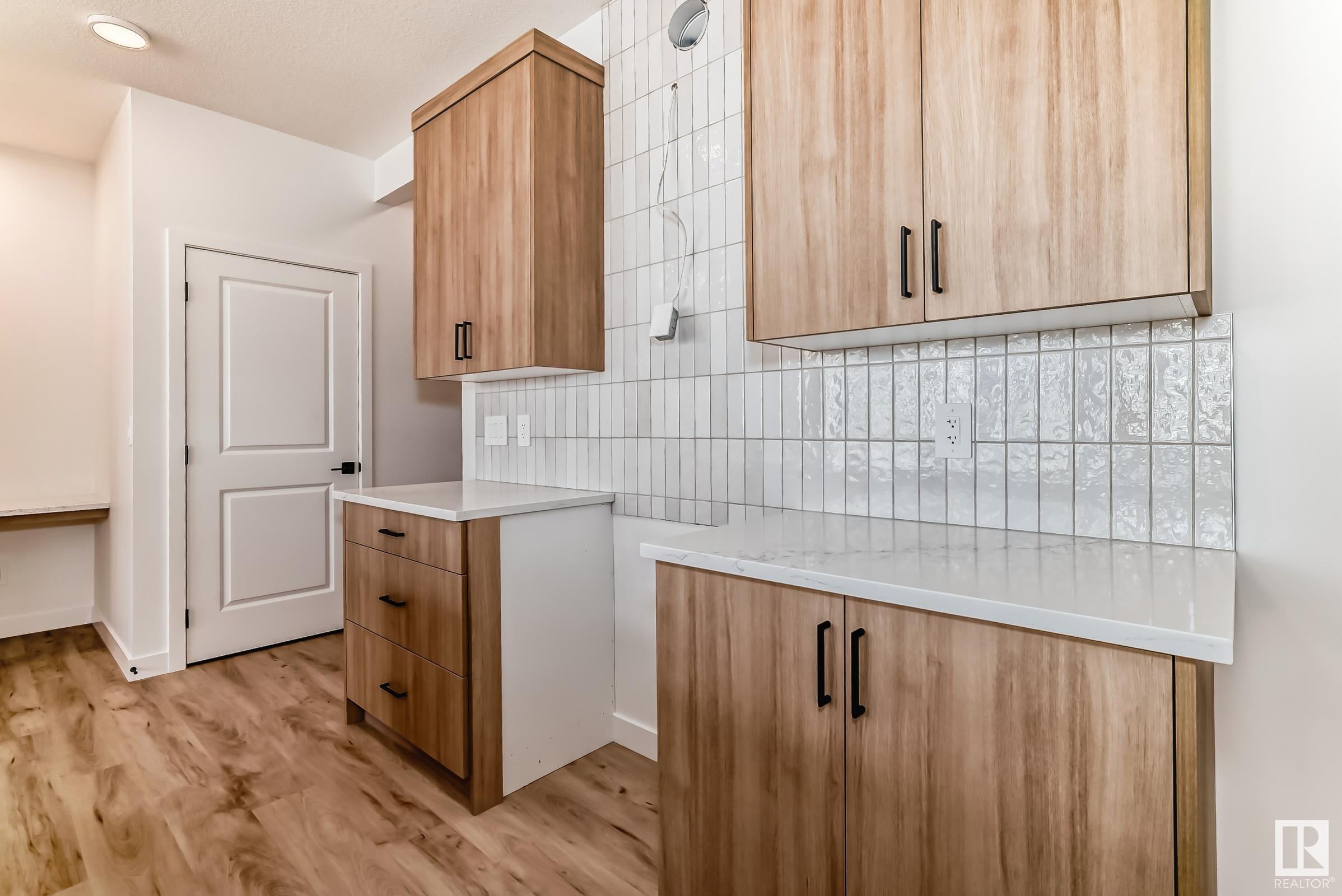      3319 169 ST SW , Edmonton,  ,T6W 5M3 ;  Listing Number: MLS E4415796