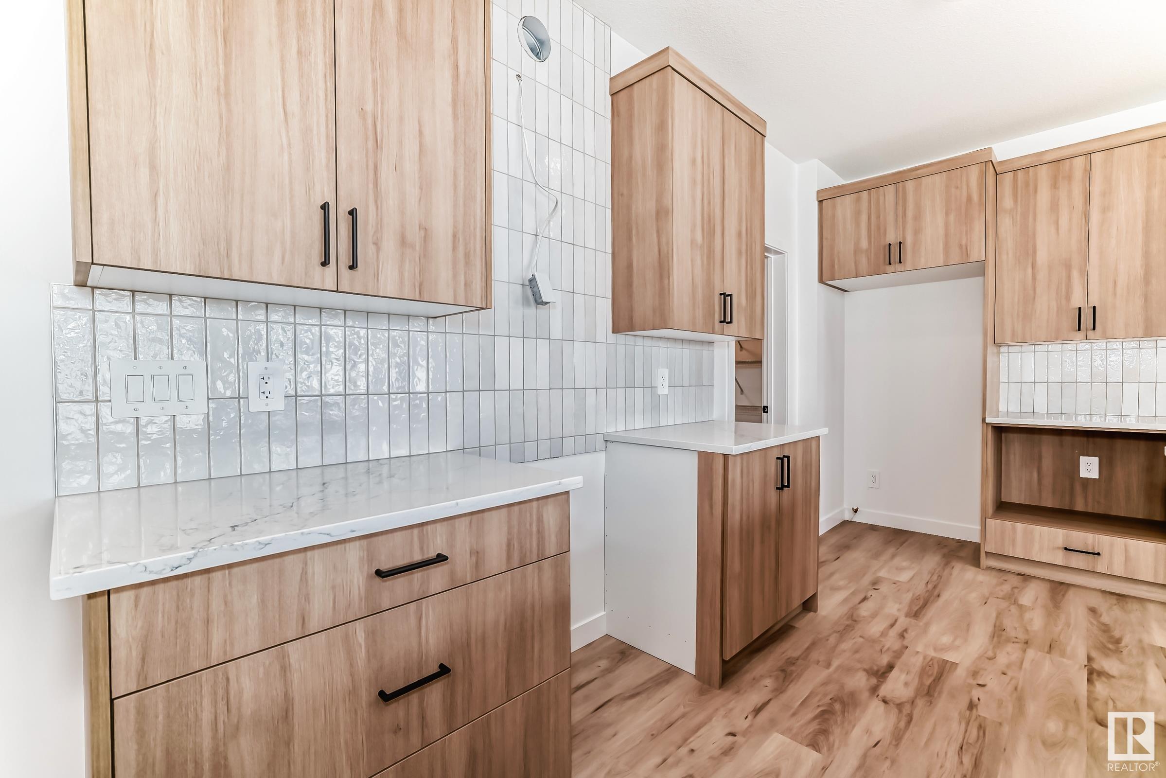      3319 169 ST SW , Edmonton,  ,T6W 5M3 ;  Listing Number: MLS E4415796